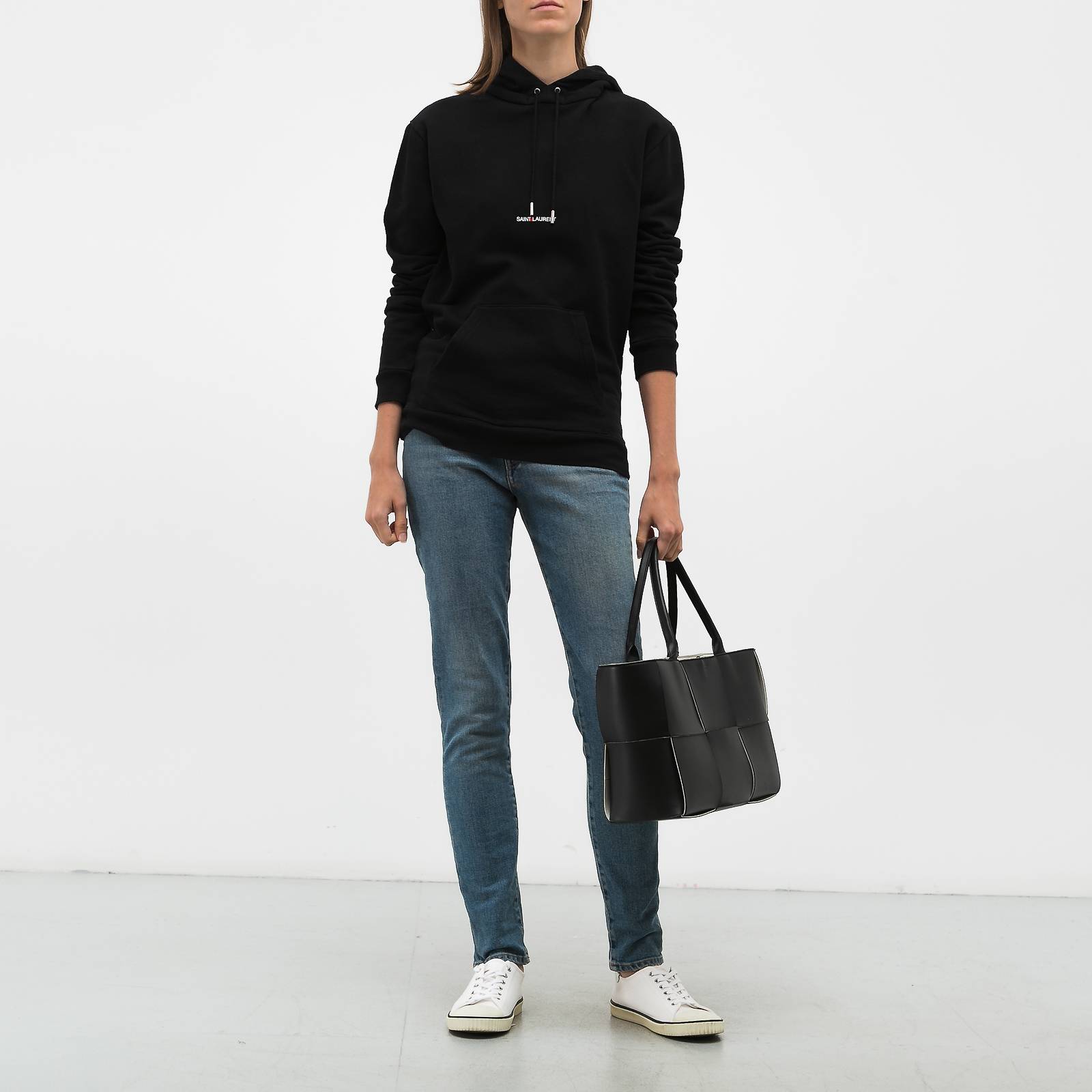 Худи черного цвета Saint Laurent - фото из каталога магазина брендовой одежды Second Friend Store Худи Saint Laurent - купить оригинал в секонд-хенде SFS - 2