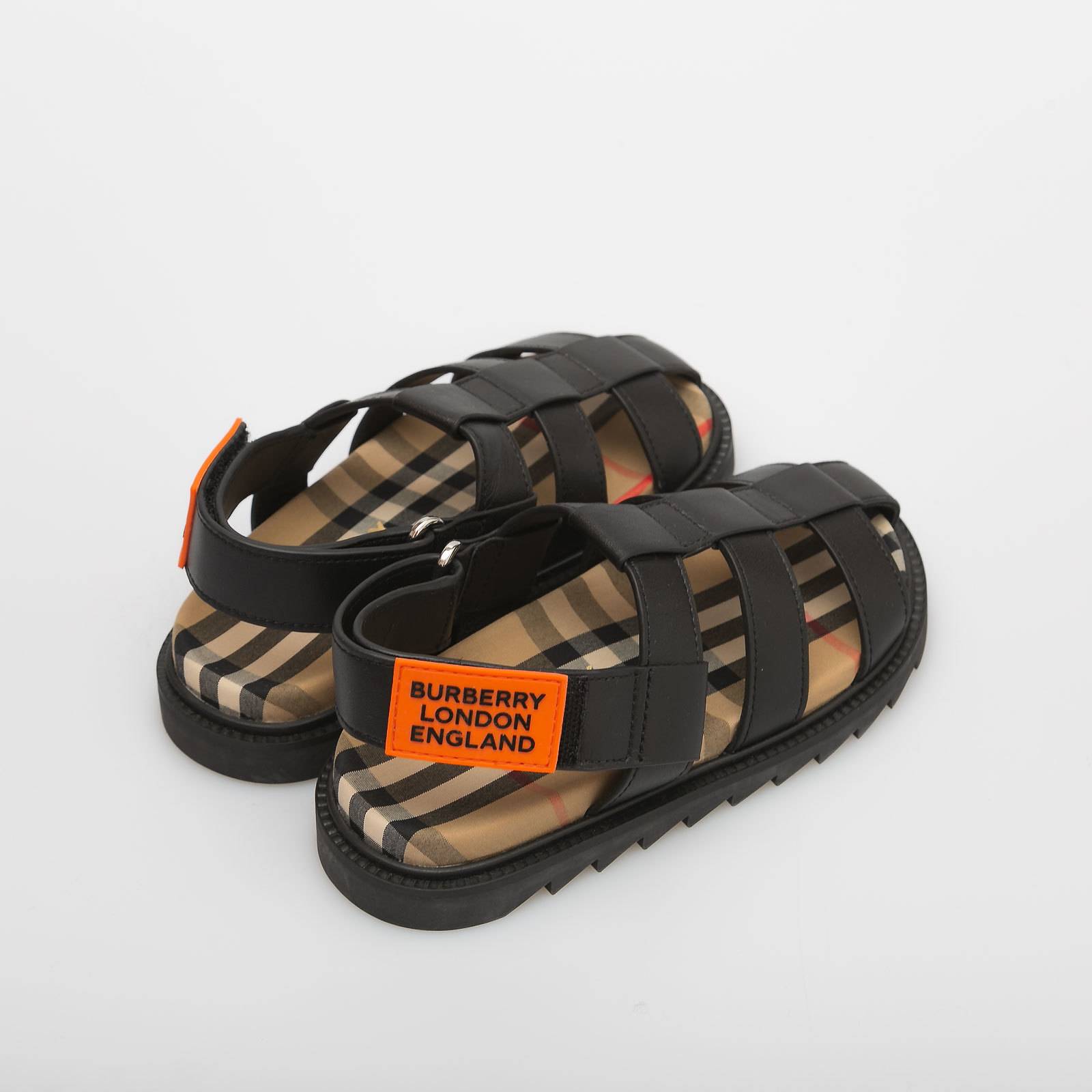 Сандалии Burberry - купить оригинал в секонд-хенде SFS - 3