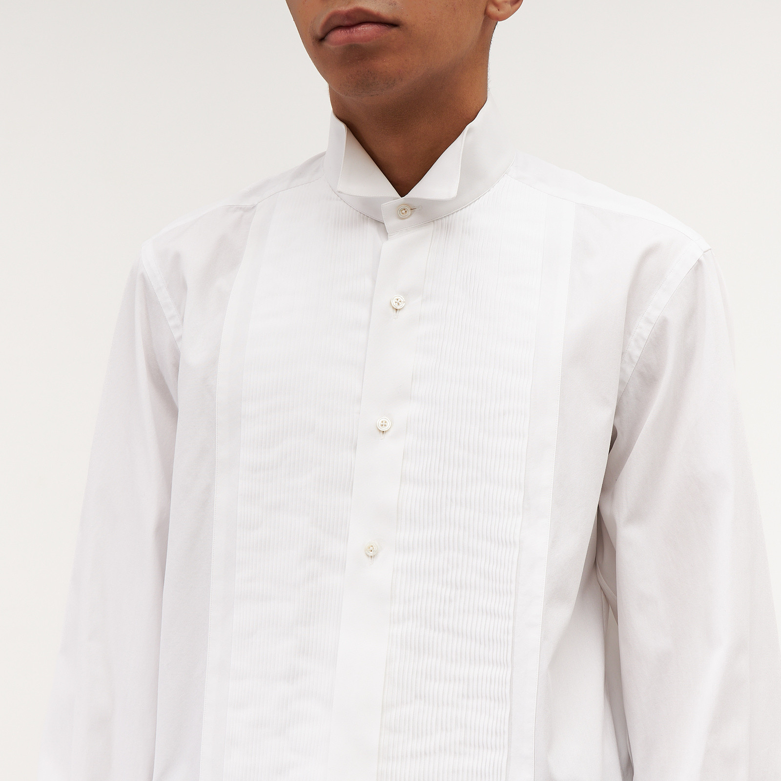 Рубашка белого цвета Tom Ford - фото из каталога магазина брендовой одежды Second Friend Store Рубашка Tom Ford - купить оригинал в секонд-хенде SFS - 4