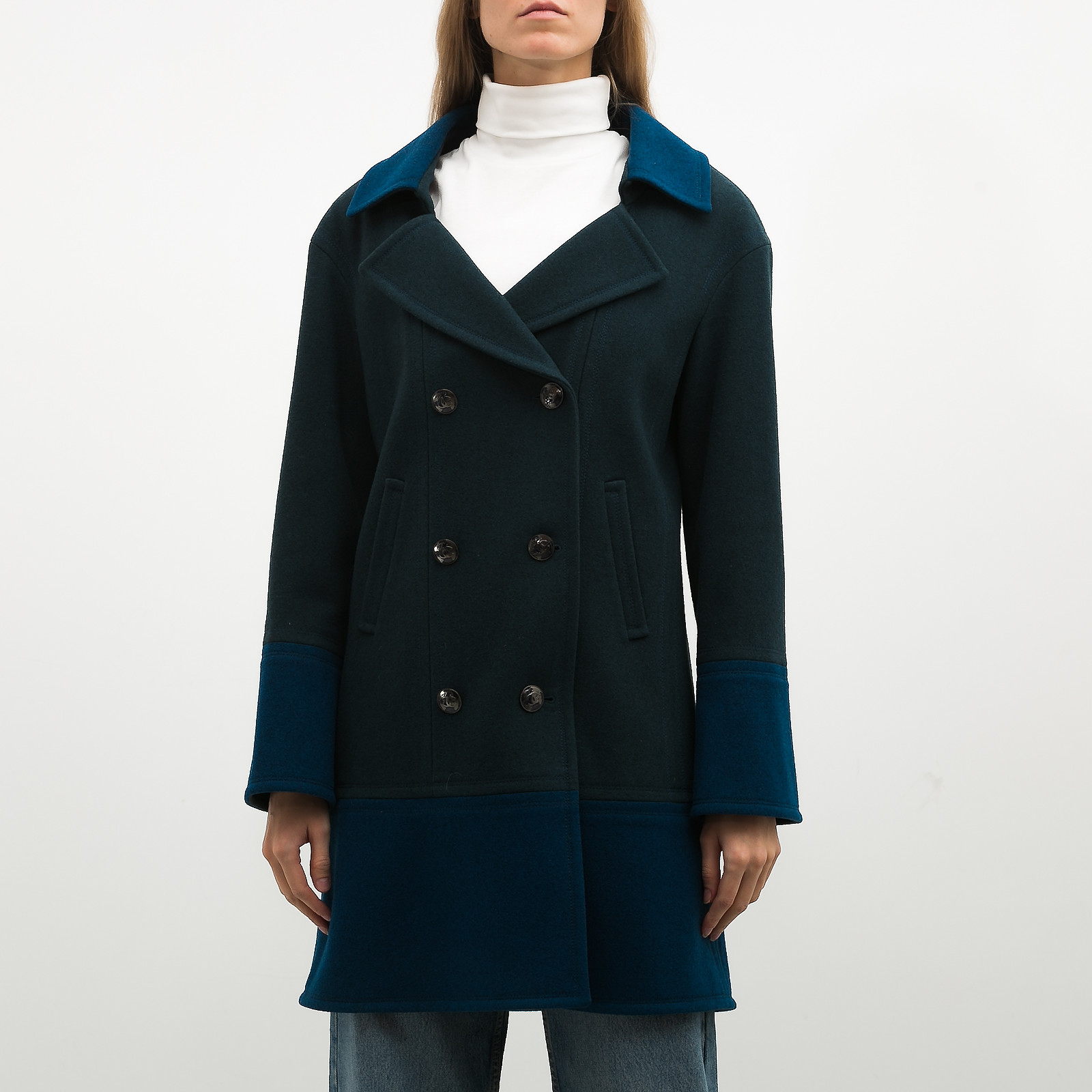 Пальто зеленого цвета Chanel - фото из каталога магазина брендовой одежды Second Friend Store Пальто Chanel - купить оригинал в секонд-хенде SFS - 1