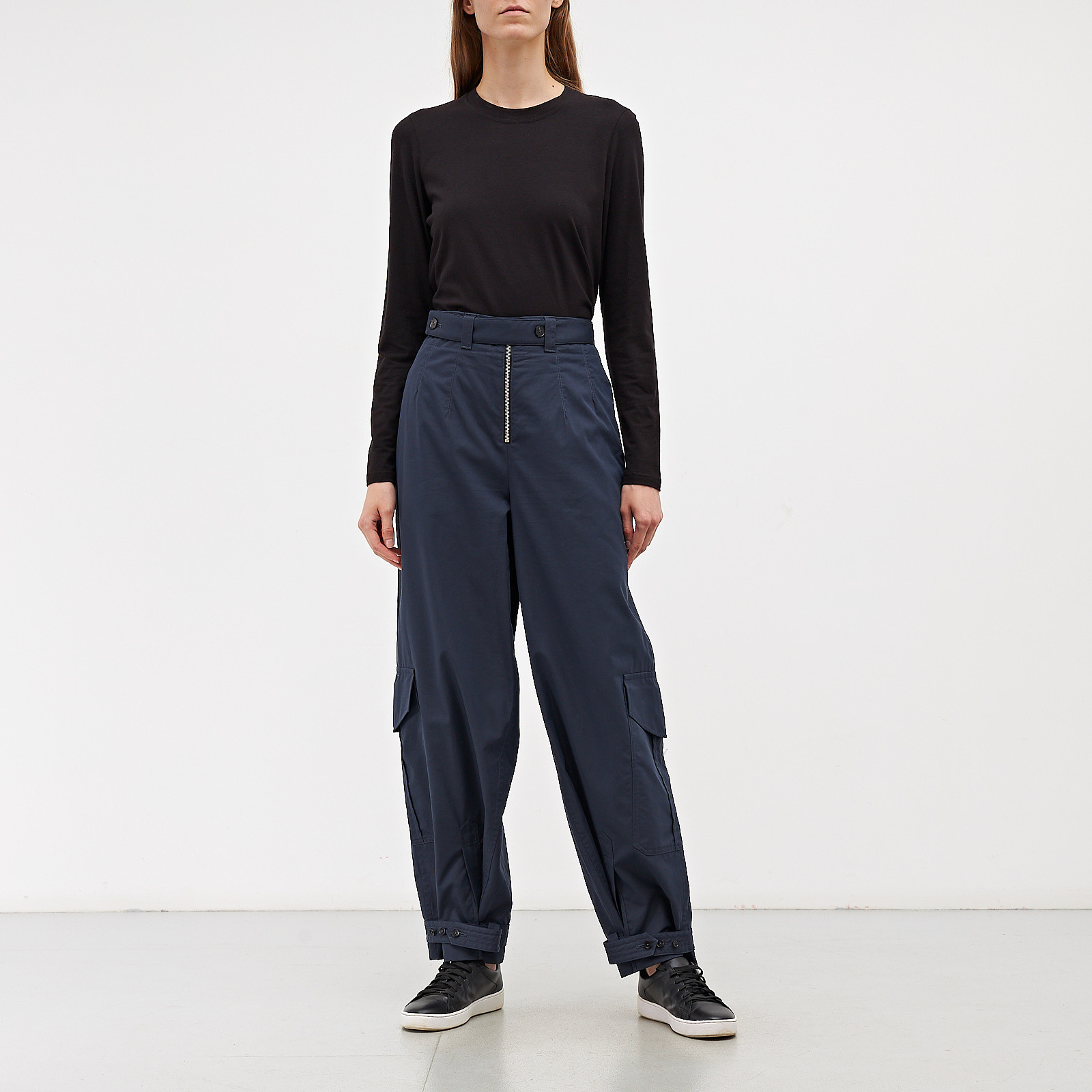 Брюки синего цвета Jil Sander - фото из каталога магазина брендовой одежды Second Friend Store Брюки Jil Sander - купить оригинал в секонд-хенде SFS - 2