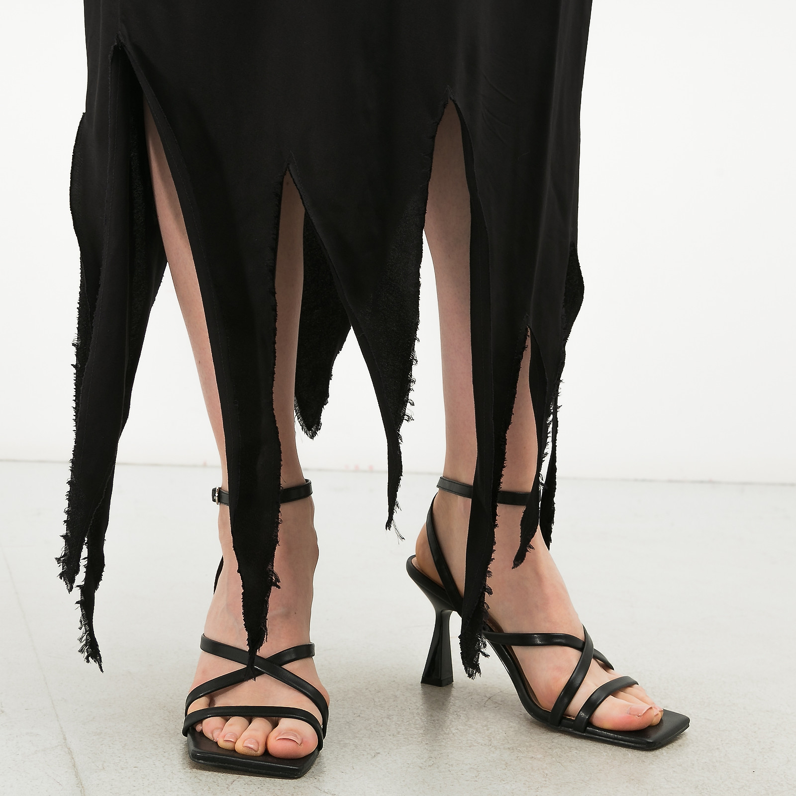 Платье MM6 Maison Margiela - купить оригинал в секонд-хенде SFS - 6
