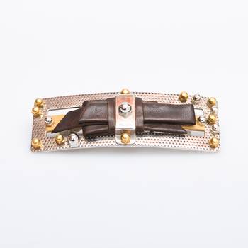 Заколка Prada