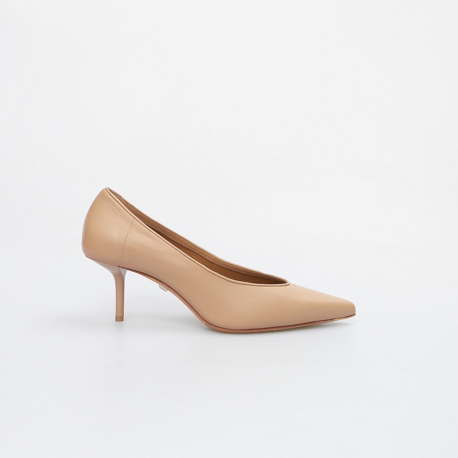 Туфли бежевого цвета Max Mara - фото из каталога магазина брендовой одежды Second Friend Store Туфли Max Mara - купить оригинал в секонд-хенде SFS - 1