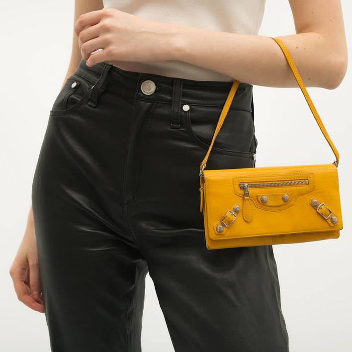 Клатч Balenciaga