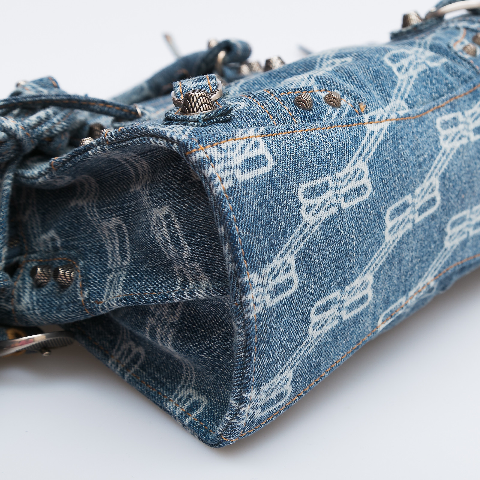 Сумка Balenciaga - купить оригинал в секонд-хенде SFS - 5