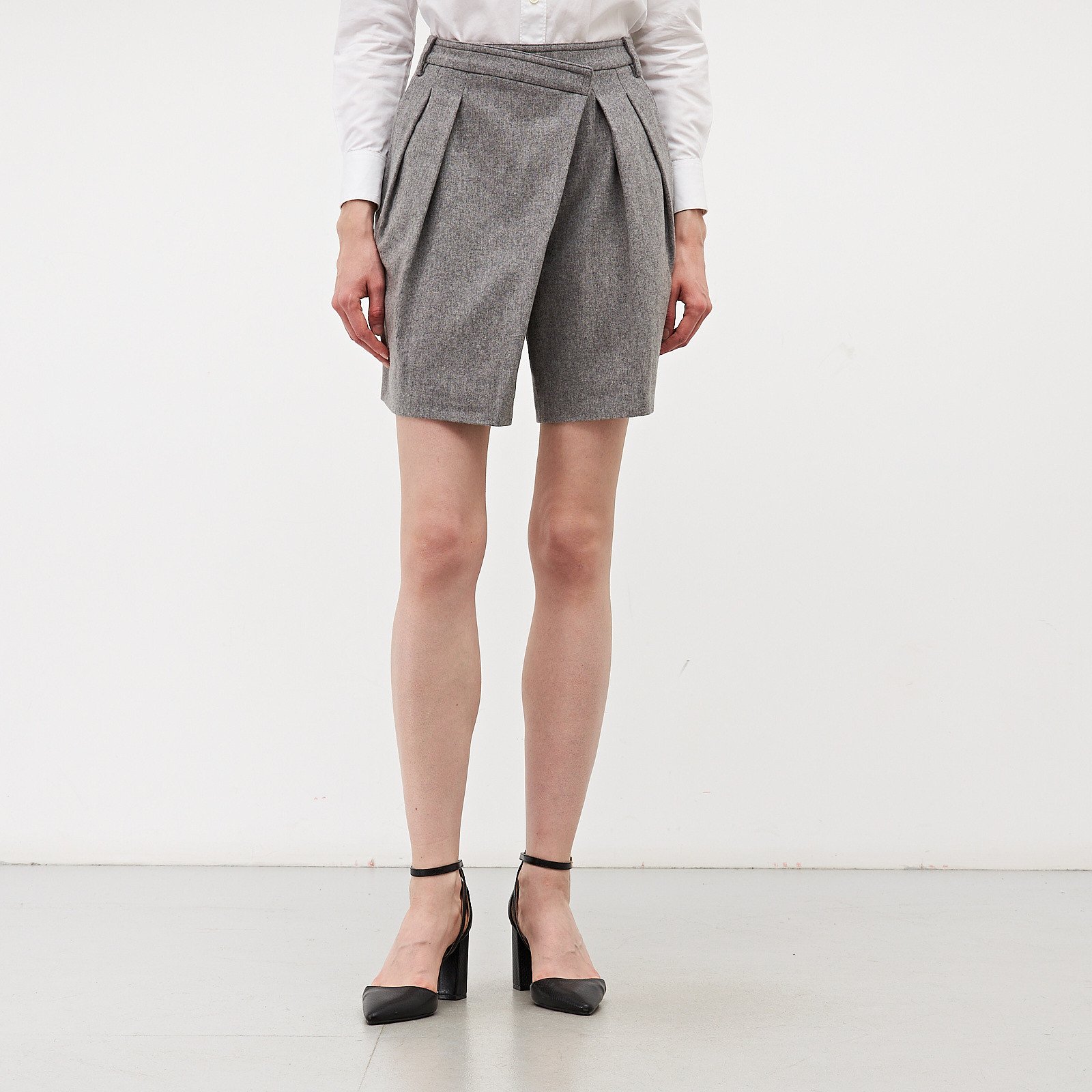 Шорты Givenchy - купить оригинал в секонд-хенде SFS - 1