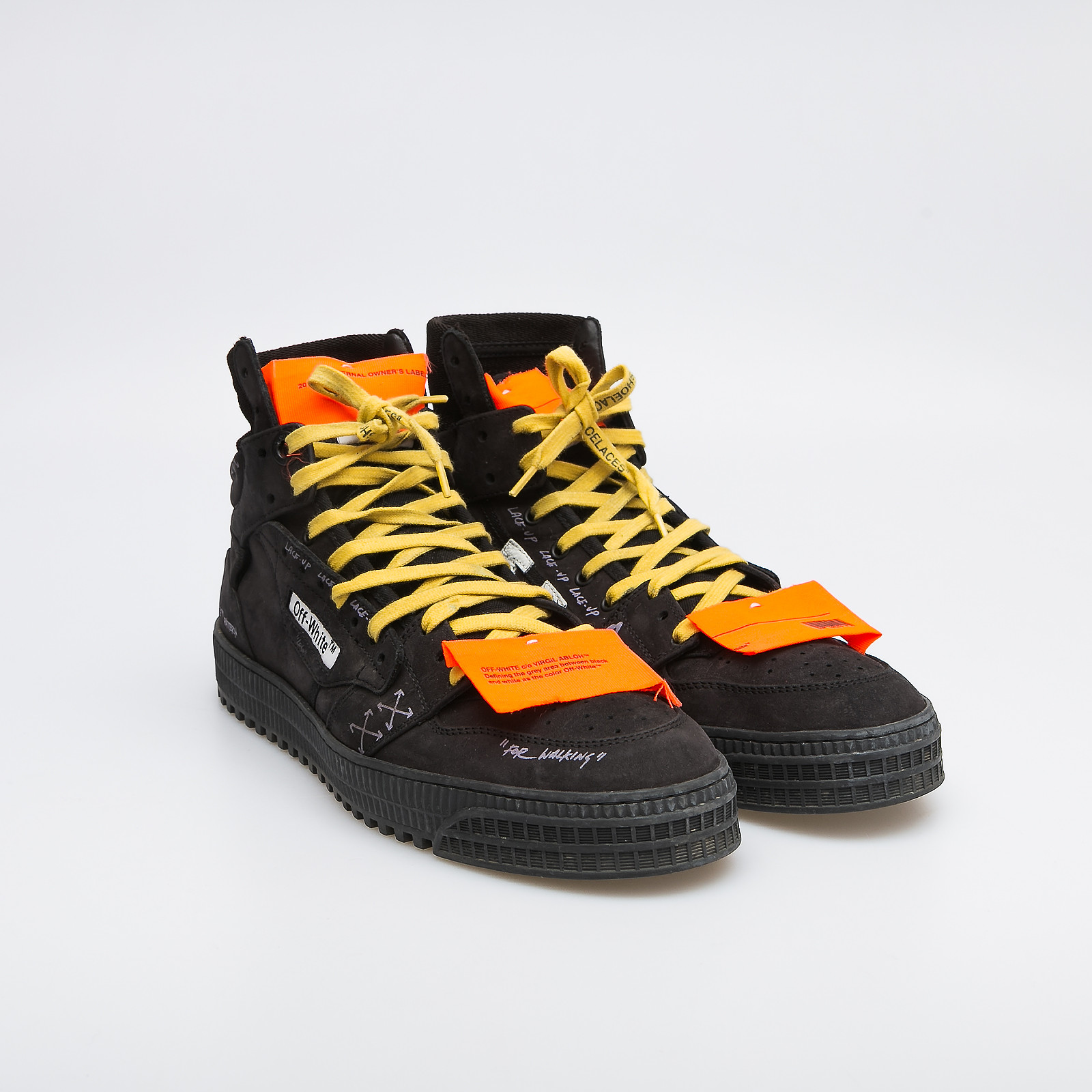 Кеды черного цвета Off-White - фото из каталога магазина брендовой одежды Second Friend Store Кеды Off-White - купить оригинал в секонд-хенде SFS - 2