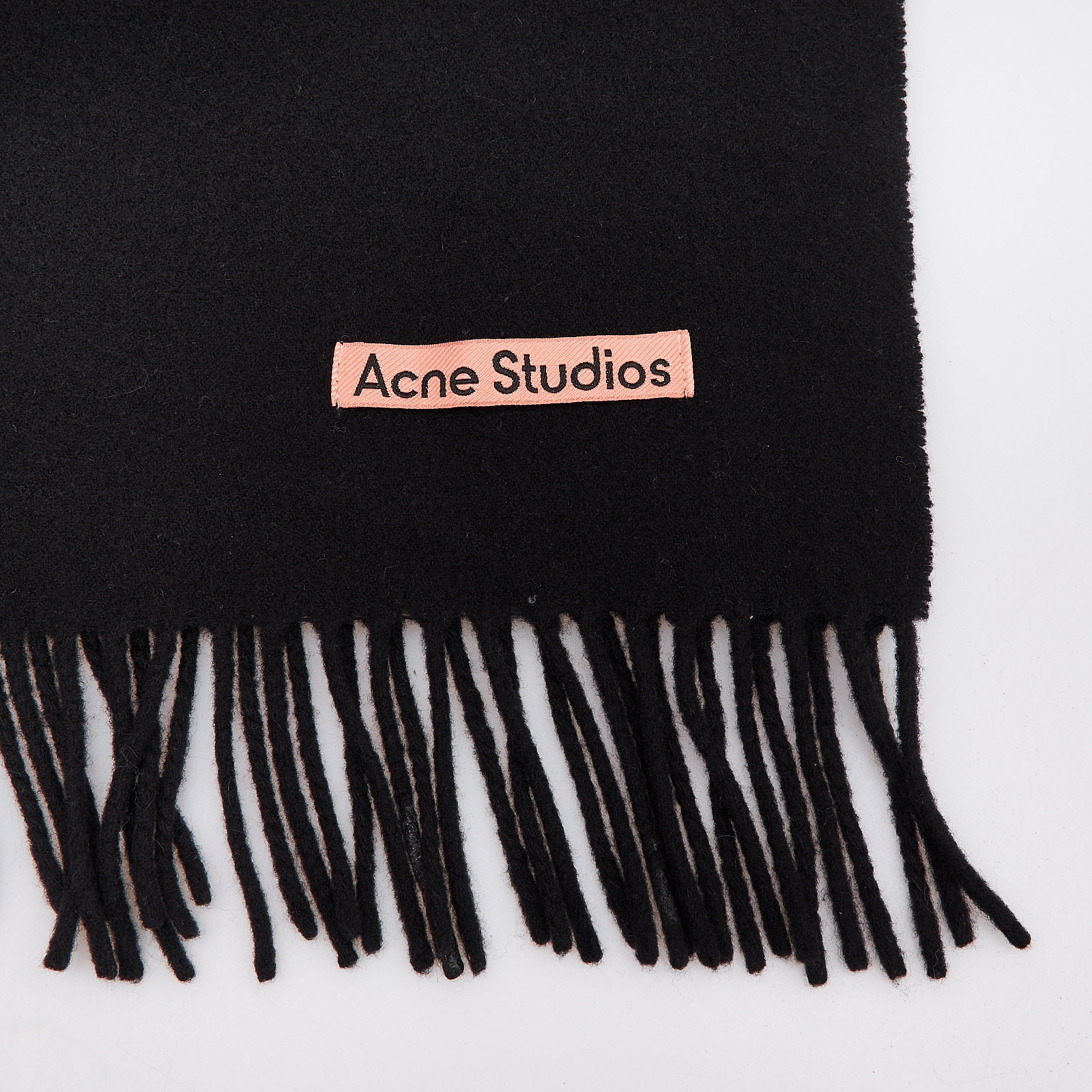 Шарф Acne Studios - купить оригинал в секонд-хенде SFS - 3