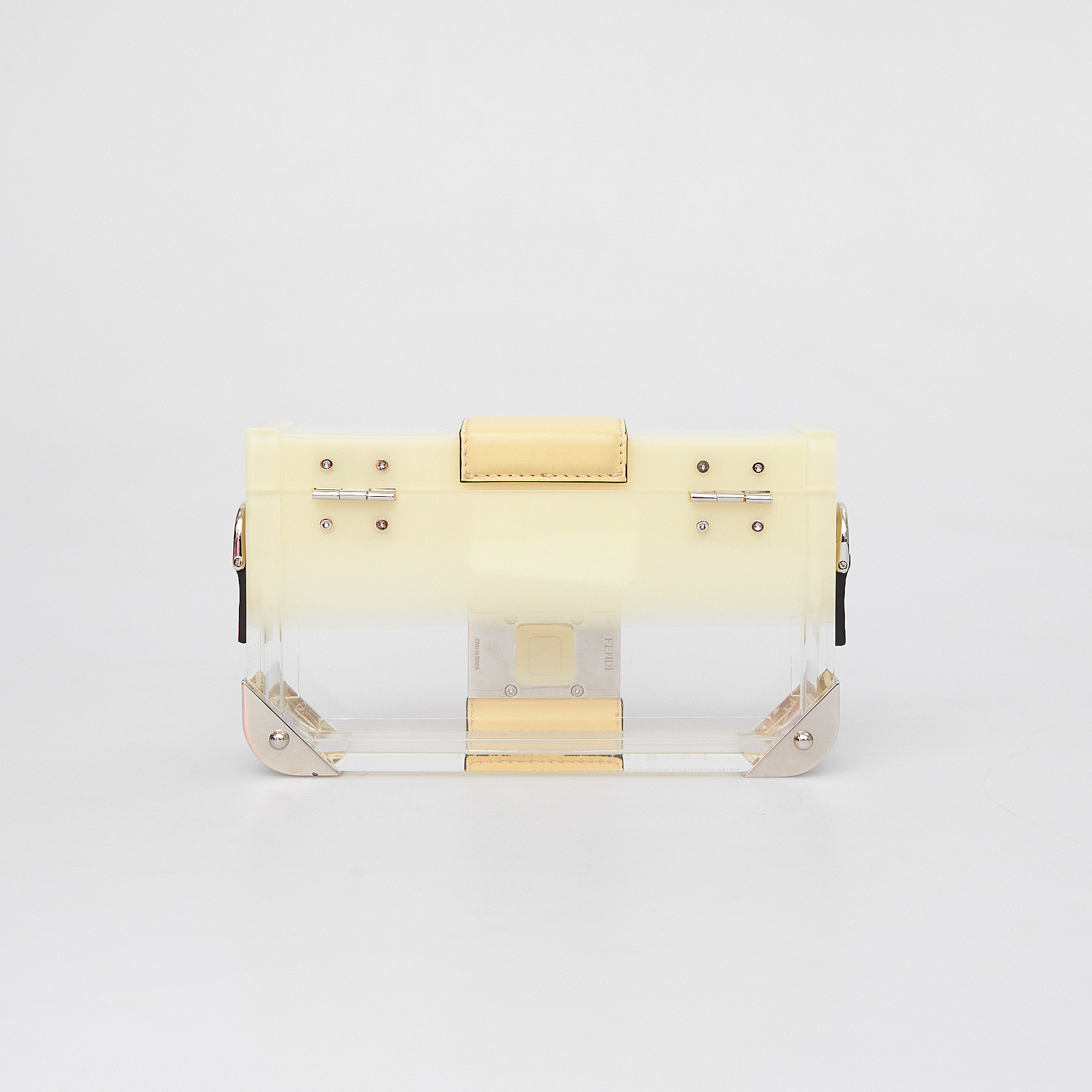 Сумка желтого цвета Fendi - фото из каталога магазина брендовой одежды Second Friend Store Сумка Fendi - купить оригинал в секонд-хенде SFS - 4