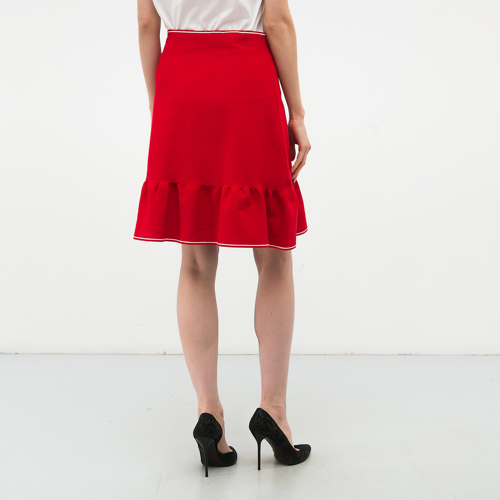 Юбка красного цвета Sandro - фото из каталога магазина брендовой одежды Second Friend Store Юбка Sandro - купить оригинал в секонд-хенде SFS - 3