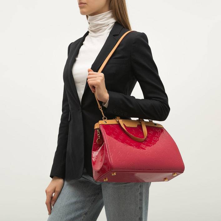 Louis Vuitton Brea Vernis Handbag - Emilia Rossi