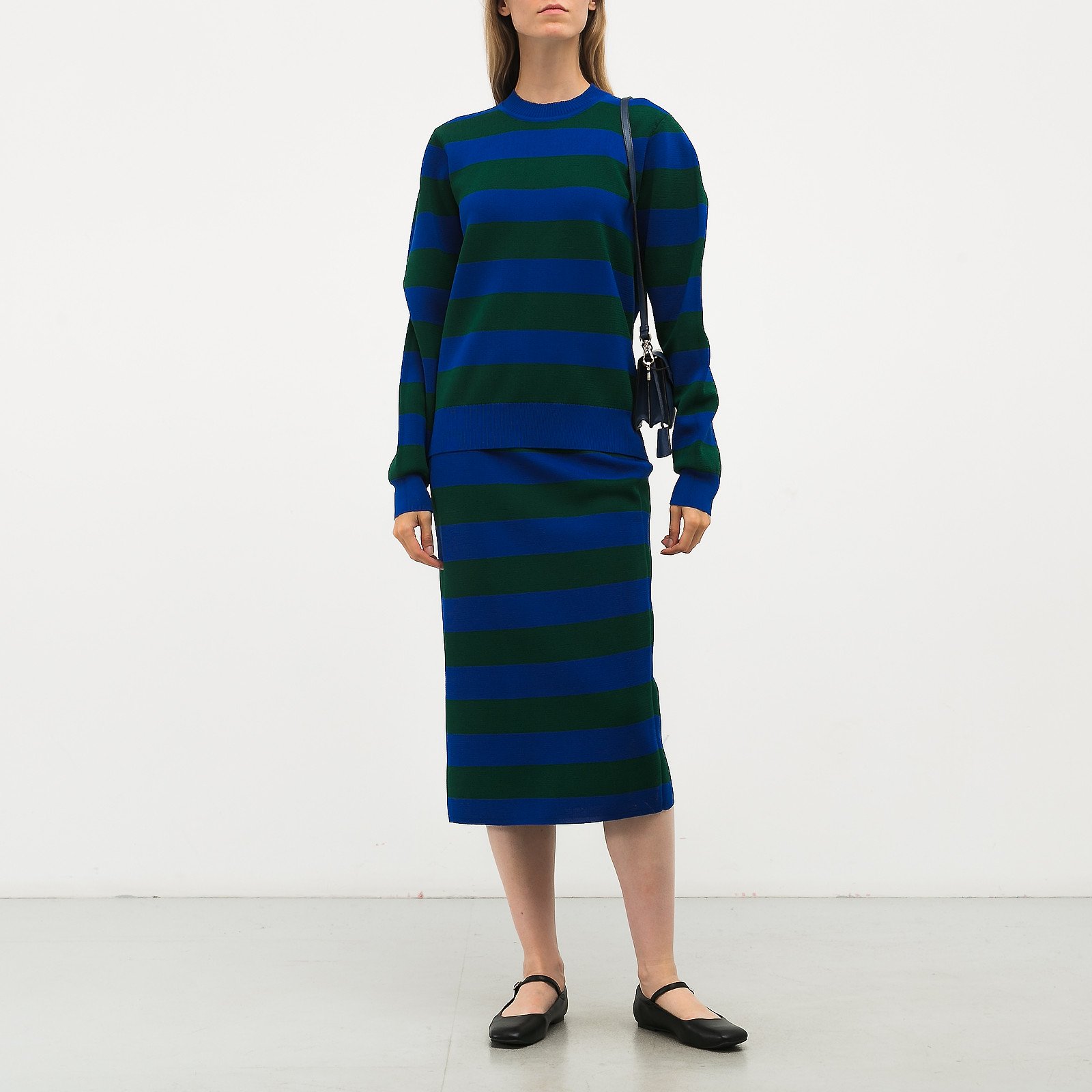 Костюм синего цвета Joseph - фото из каталога магазина брендовой одежды Second Friend Store Костюм Joseph - купить оригинал в секонд-хенде SFS - 1