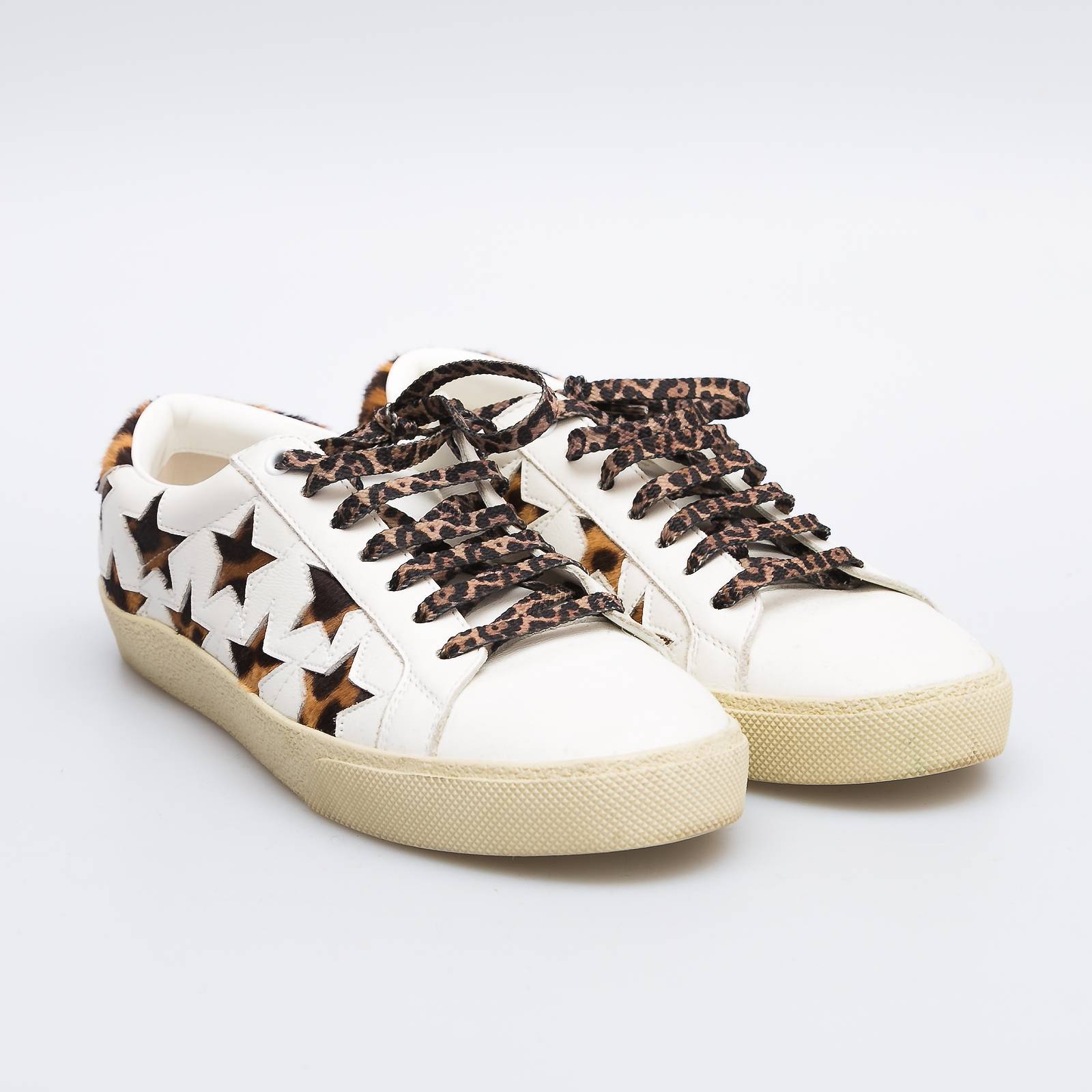 Кеды белого цвета Saint Laurent - фото из каталога магазина брендовой одежды Second Friend Store Кеды Saint Laurent - купить оригинал в секонд-хенде SFS - 2