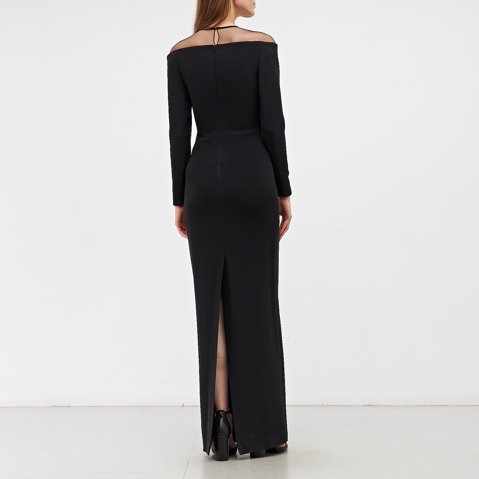 Платье черного цвета Tom Ford - фото из каталога магазина брендовой одежды Second Friend Store Платье Tom Ford - купить оригинал в секонд-хенде SFS - 3