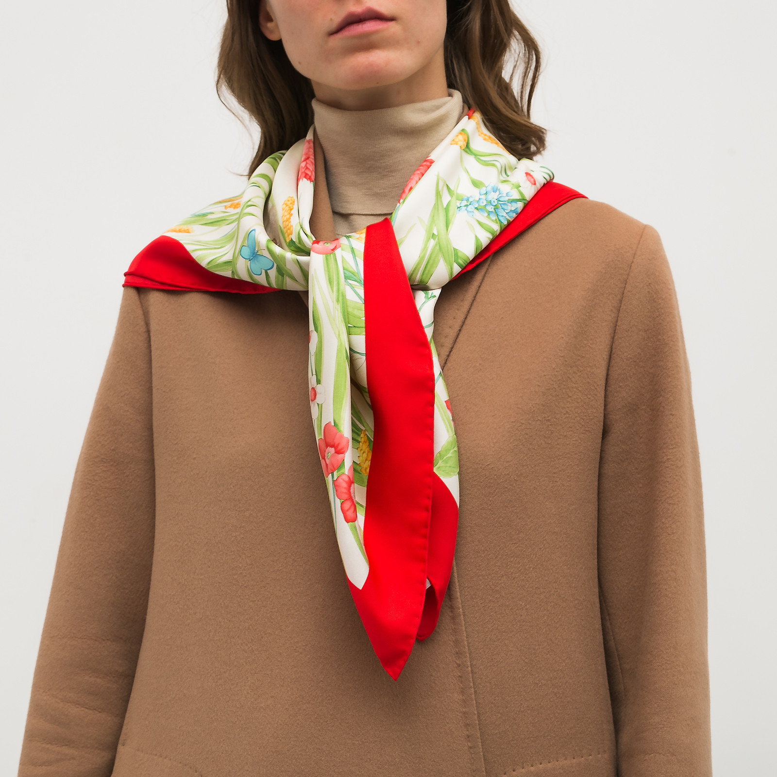 Платок Salvatore Ferragamo - купить оригинал в секонд-хенде SFS - 2