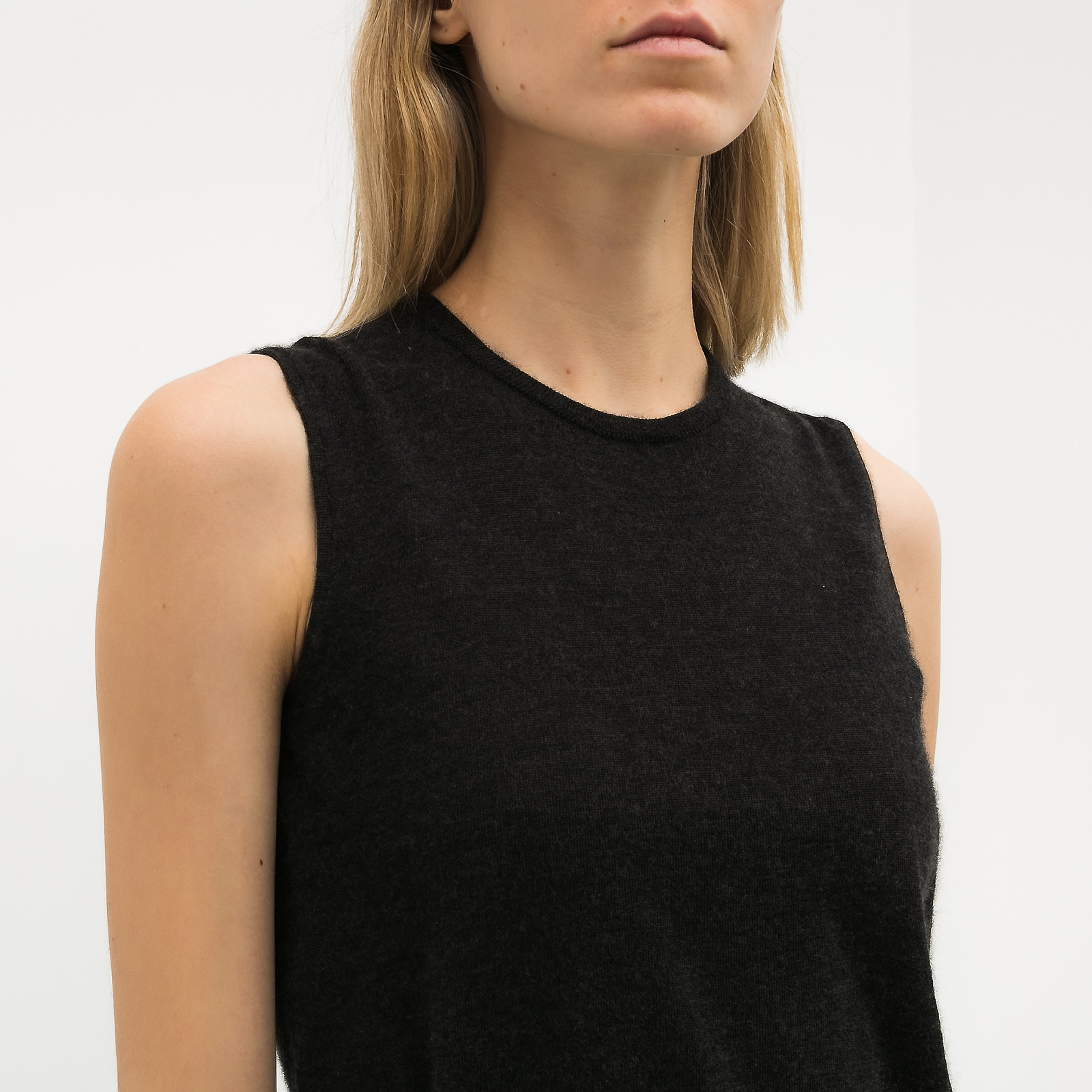 Жилет Valentino - купить оригинал в секонд-хенде SFS - 4