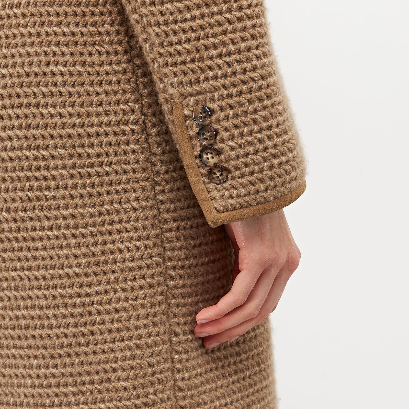 Пвльто бежевого цвета Loro Piana - фото из каталога магазина брендовой одежды Second Friend Store Пвльто Loro Piana - купить оригинал в секонд-хенде SFS - 4