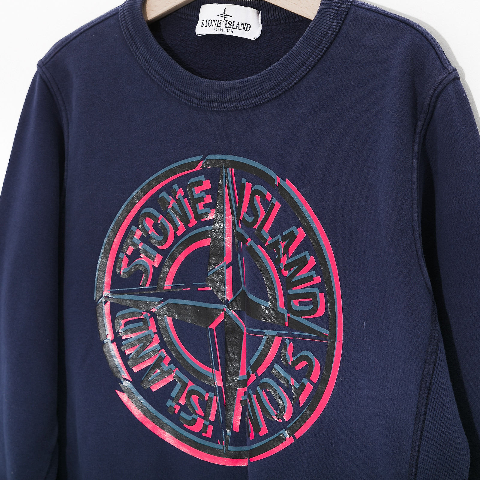 Свитшот синего цвета Stone Island - фото из каталога магазина брендовой одежды Second Friend Store Свитшот Stone Island - купить оригинал в секонд-хенде SFS - 3