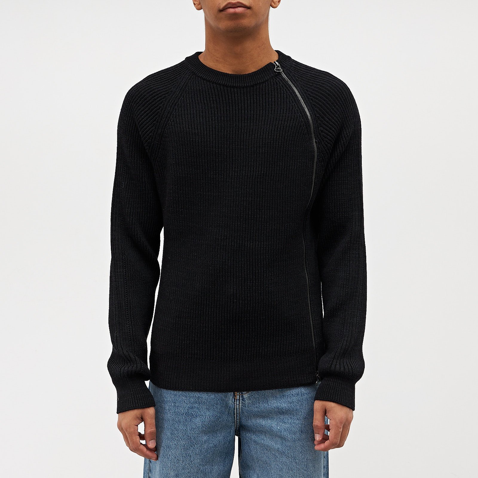 Джемпер черного цвета Lanvin - фото из каталога магазина брендовой одежды Second Friend Store Джемпер Lanvin - купить оригинал в секонд-хенде SFS - 1