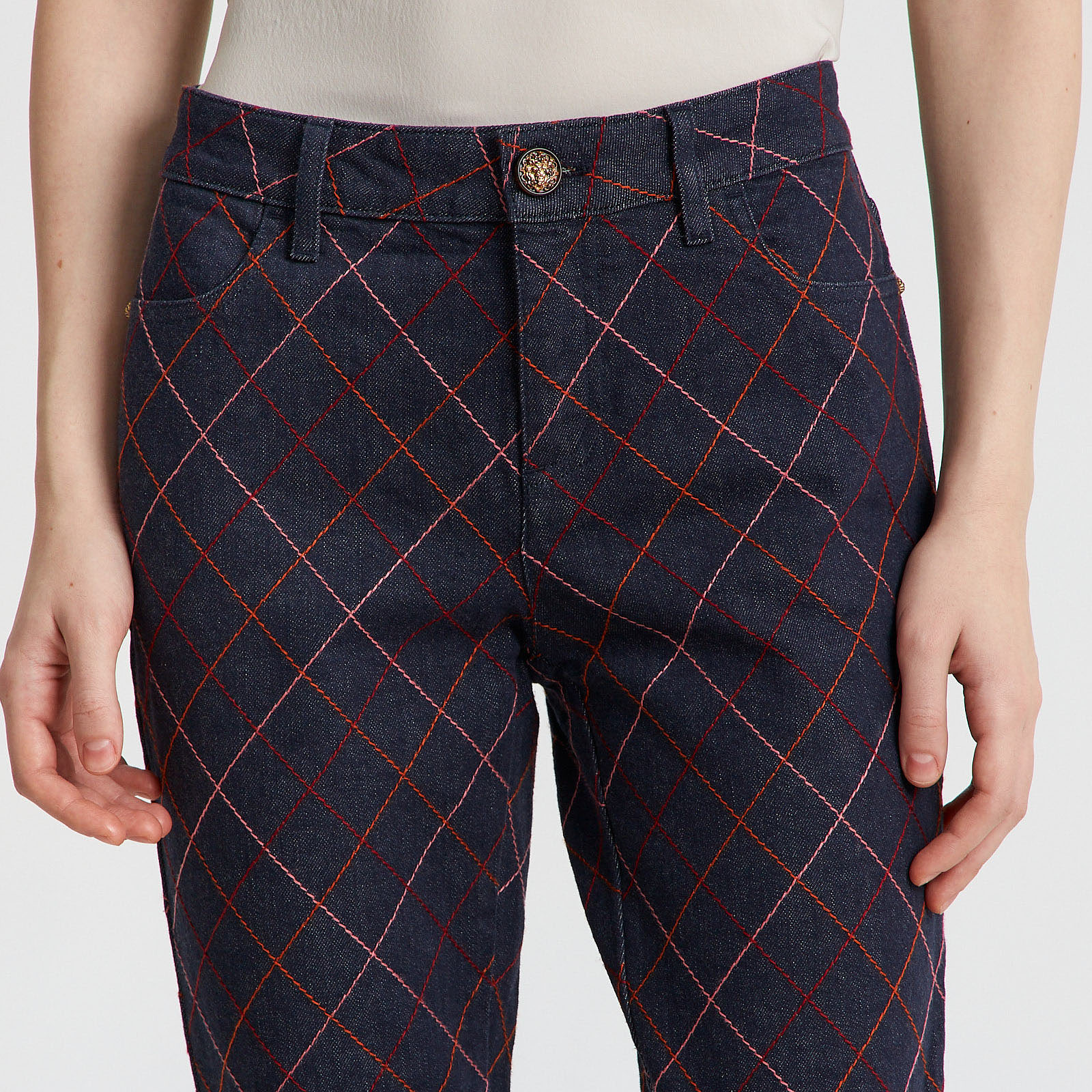 Джинсы Chanel - купить оригинал в секонд-хенде SFS - 4