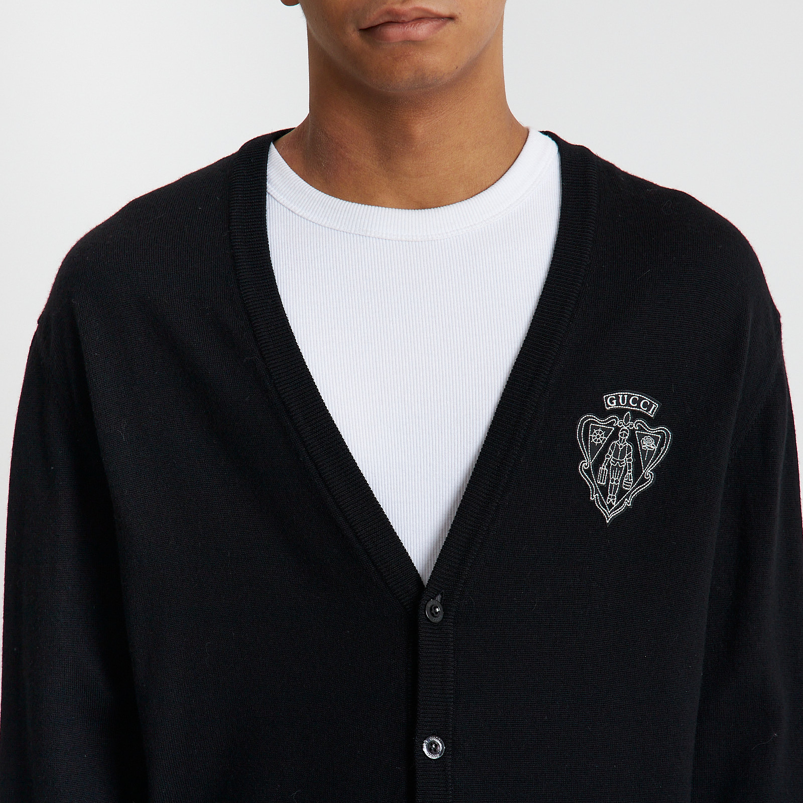 Кардиган черного цвета Gucci - фото из каталога магазина брендовой одежды Second Friend Store Кардиган Gucci - купить оригинал в секонд-хенде SFS - 4