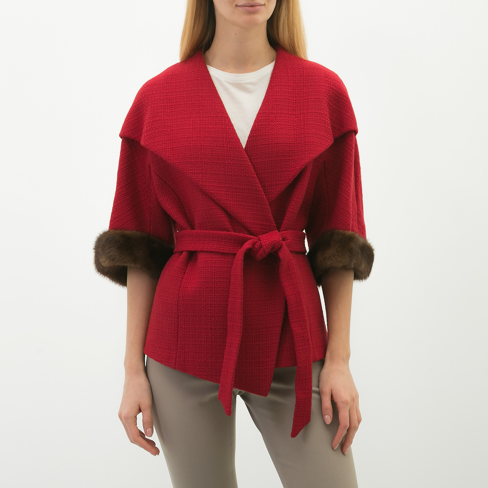 Пальто коричневого цвета Escada - фото из каталога магазина брендовой одежды Second Friend Store Пальто Escada - купить оригинал в секонд-хенде SFS - 1