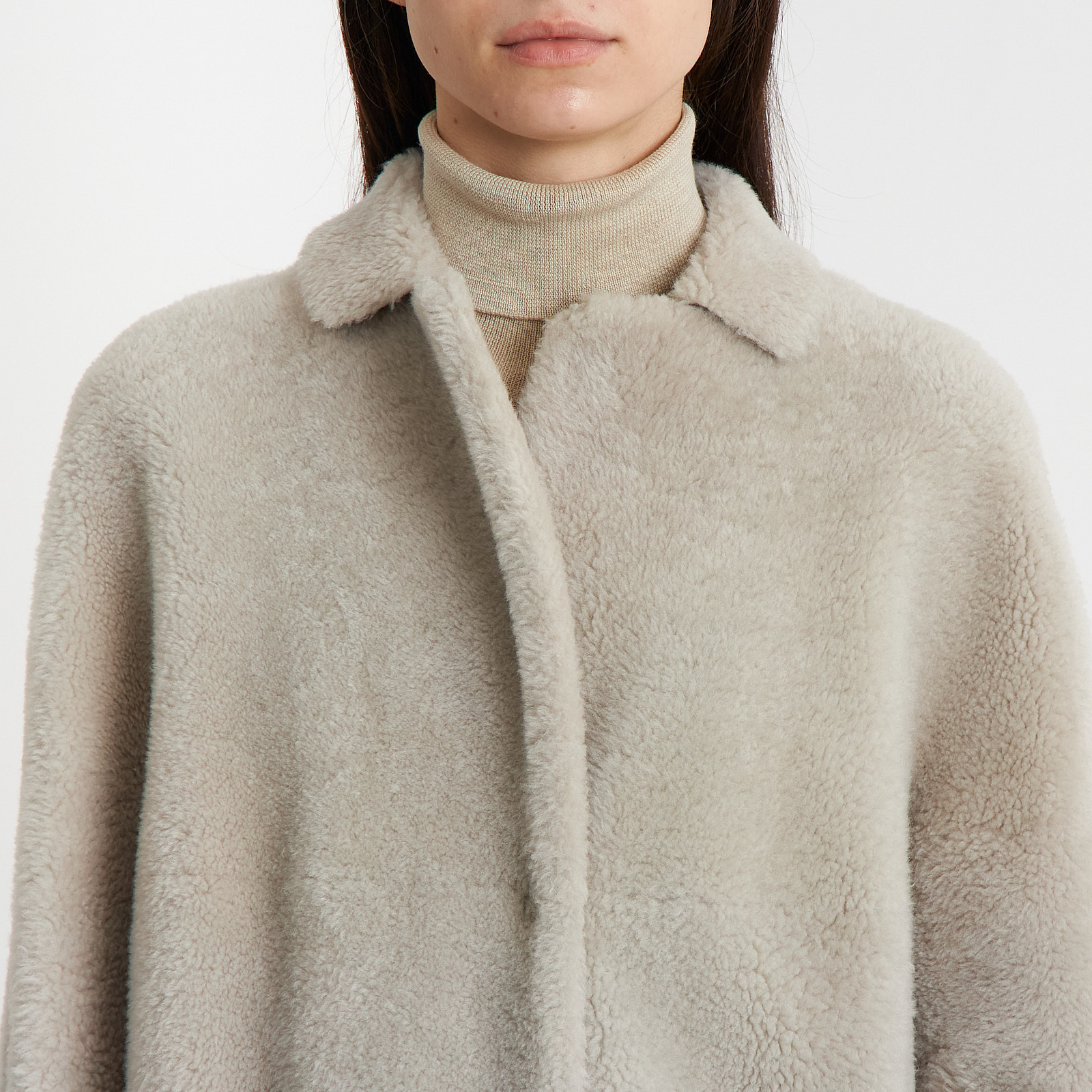 Пальто серого цвета Max Mara - фото из каталога магазина брендовой одежды Second Friend Store Пальто Max Mara - купить оригинал в секонд-хенде SFS - 4