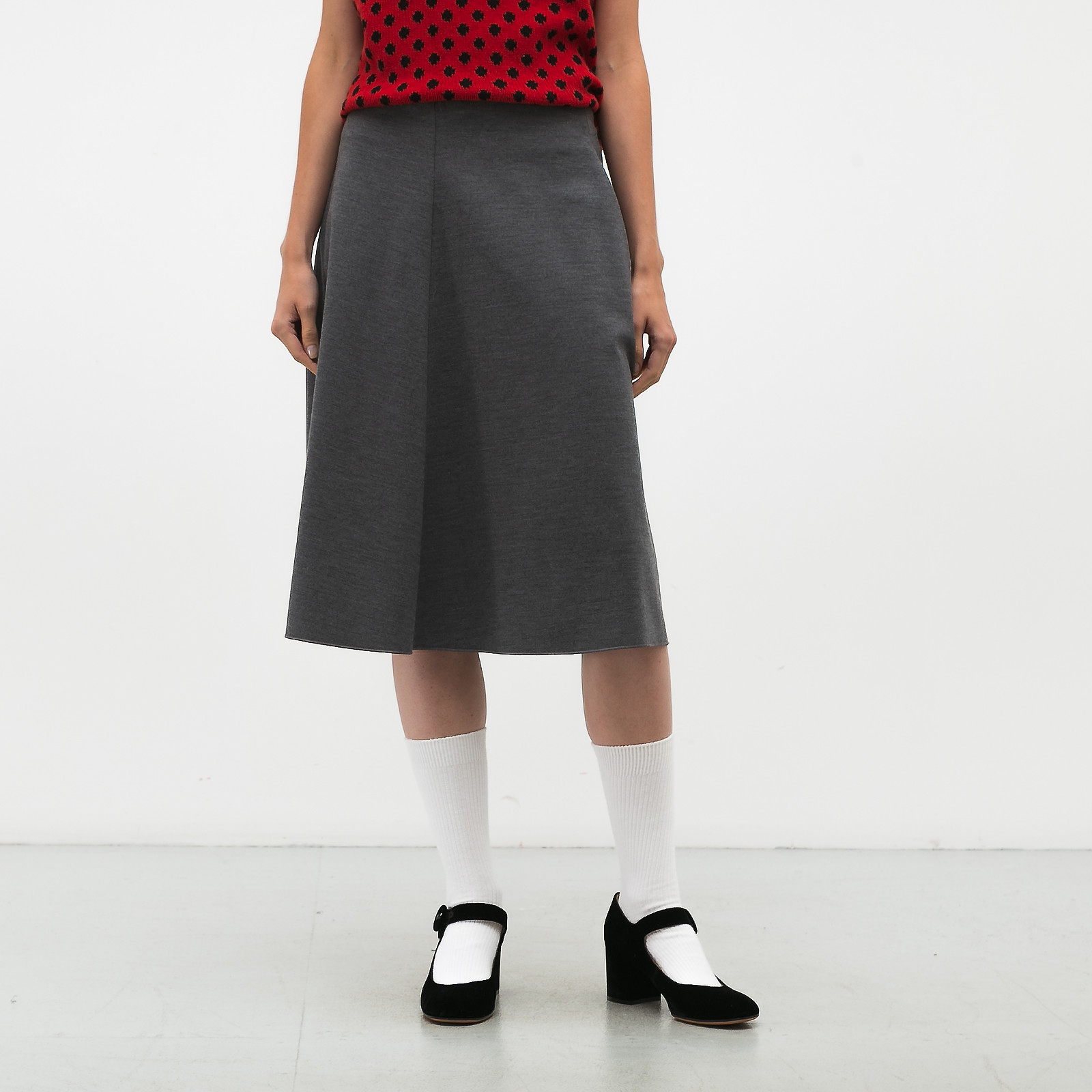 Юбка серого цвета Jil Sander - фото из каталога магазина брендовой одежды Second Friend Store Юбка Jil Sander - купить оригинал в секонд-хенде SFS - 1