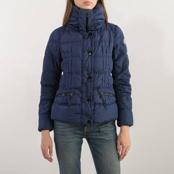 Пуховик Moncler