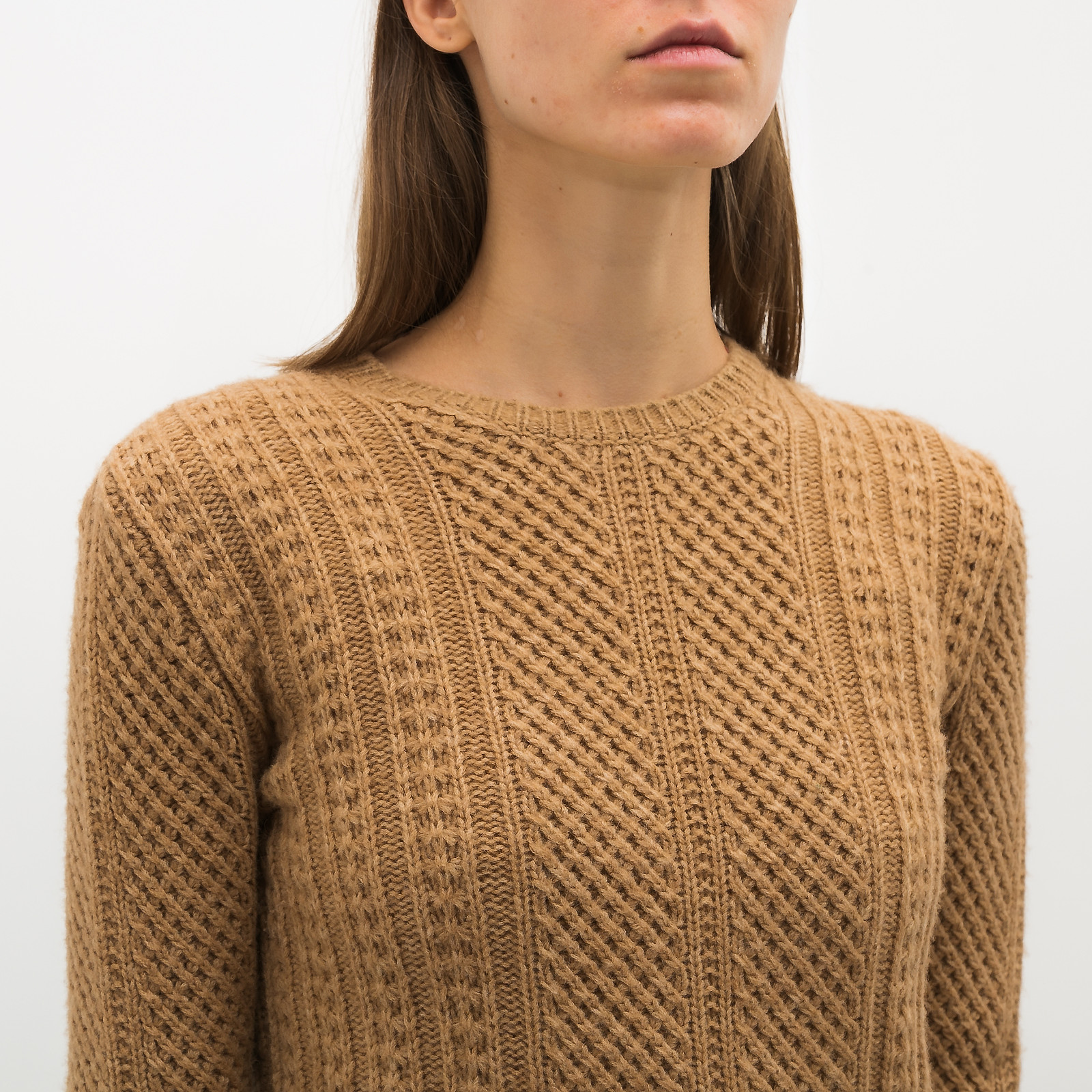 Свитер бежевого цвета Max Mara - фото из каталога магазина брендовой одежды Second Friend Store Свитер Max Mara - купить оригинал в секонд-хенде SFS - 4