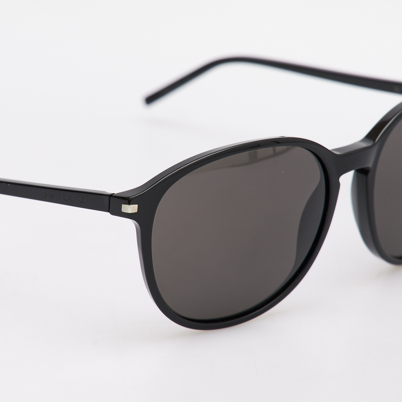 Очки Saint Laurent - купить оригинал в секонд-хенде SFS - 4