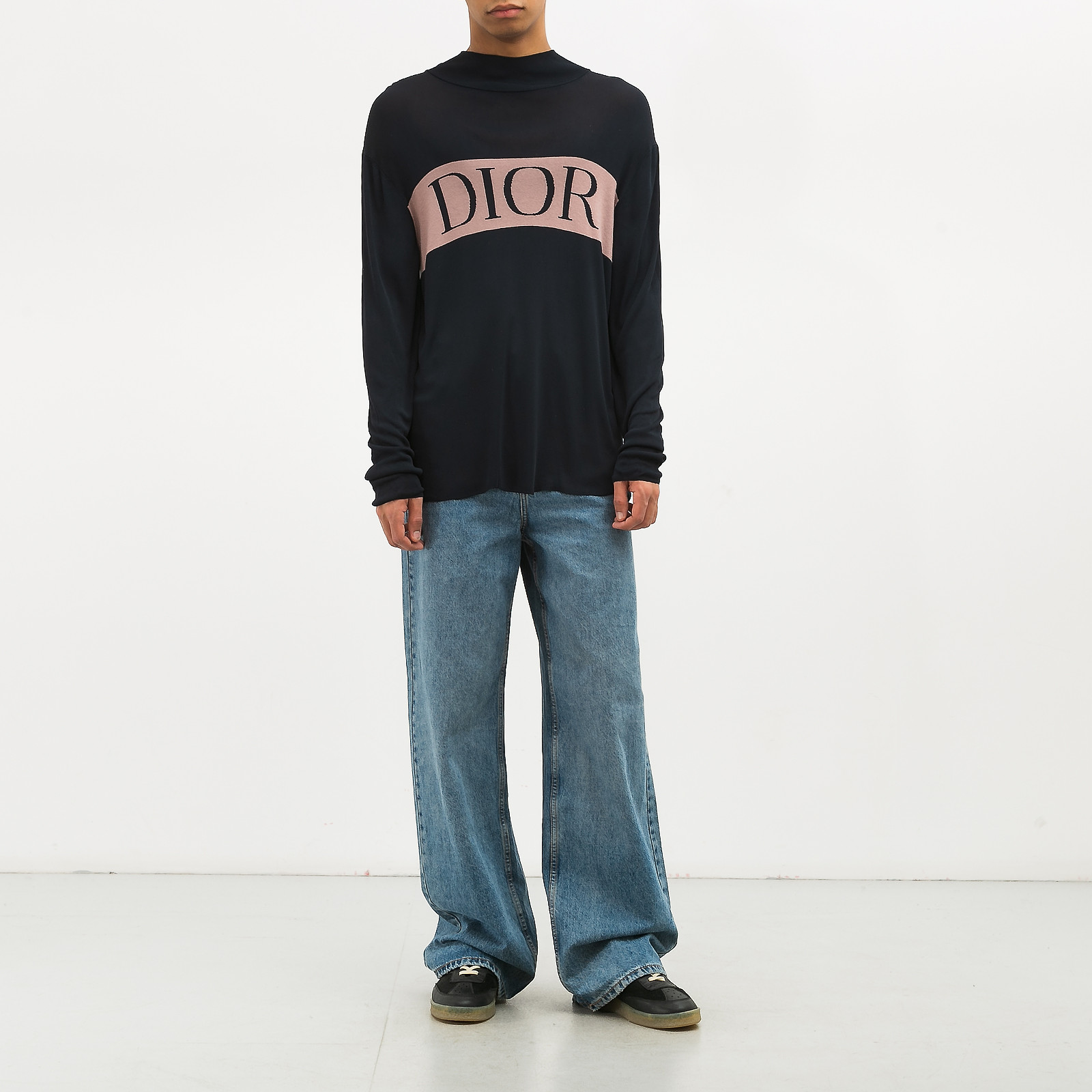 Джемпер синего цвета Dior - фото из каталога магазина брендовой одежды Second Friend Store Джемпер Dior - купить оригинал в секонд-хенде SFS - 3