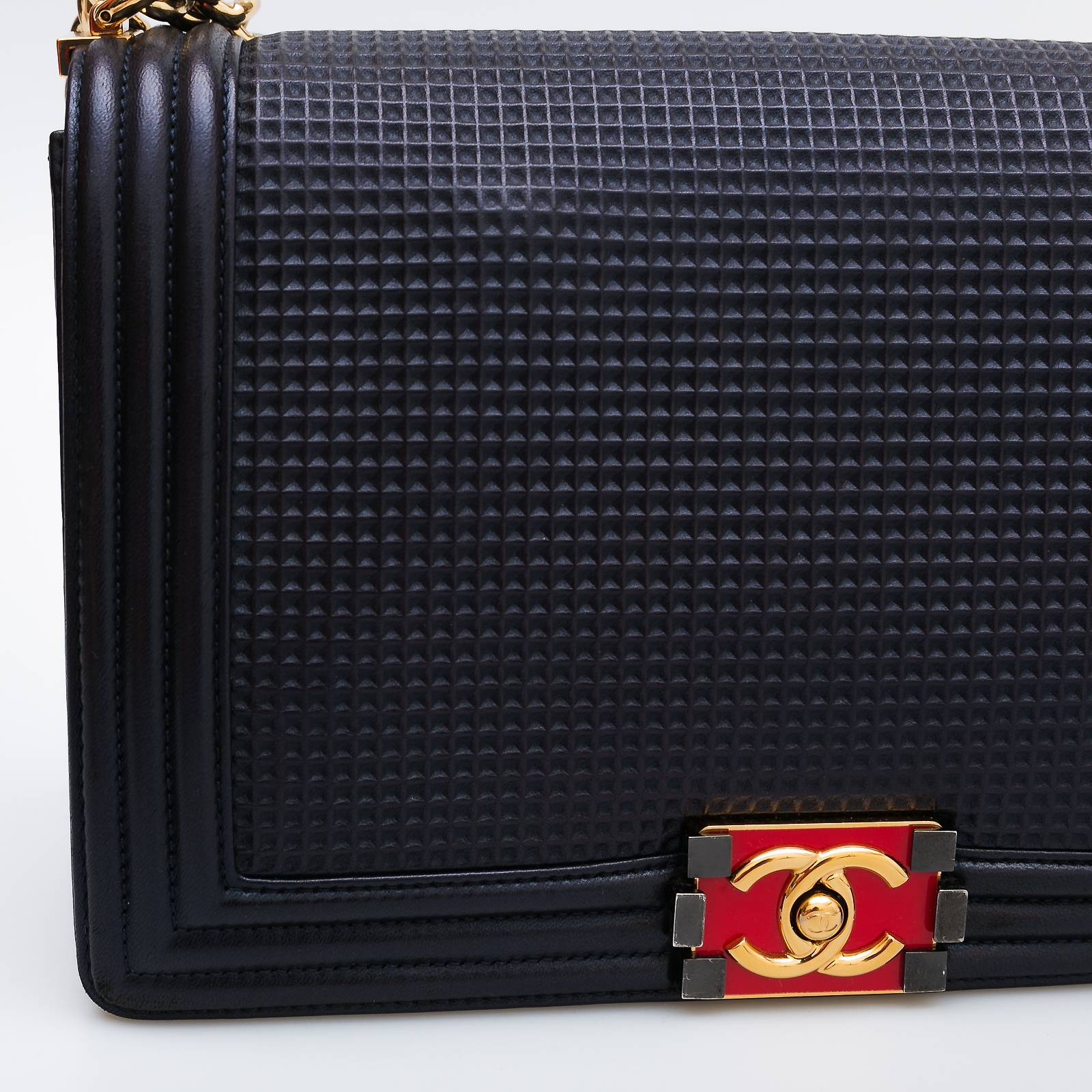 Сумка Chanel - купить оригинал в секонд-хенде SFS - 6