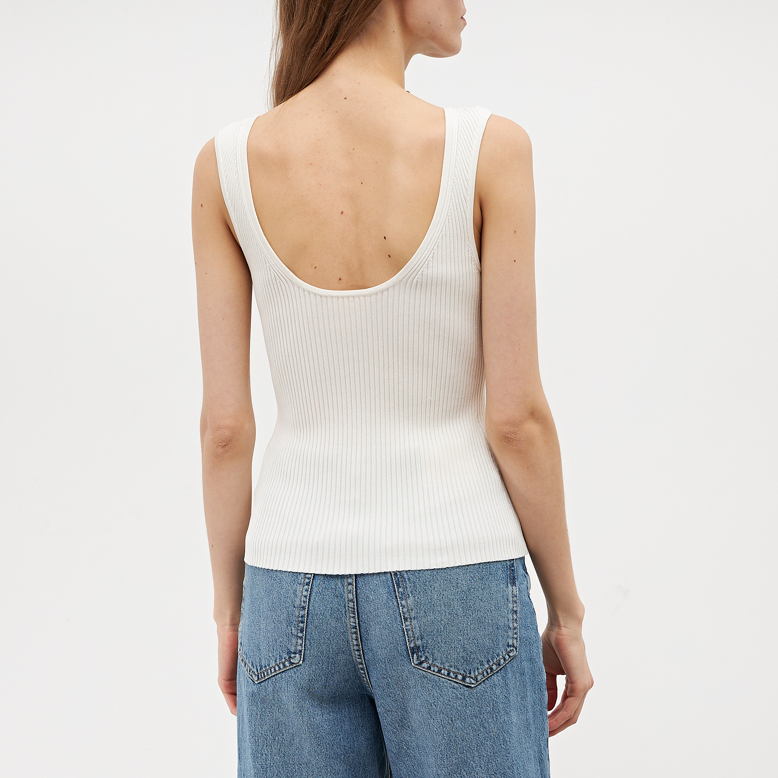 Топ белого цвета Zimmermann - фото из каталога магазина брендовой одежды Second Friend Store Топ Zimmermann - купить оригинал в секонд-хенде SFS - 3