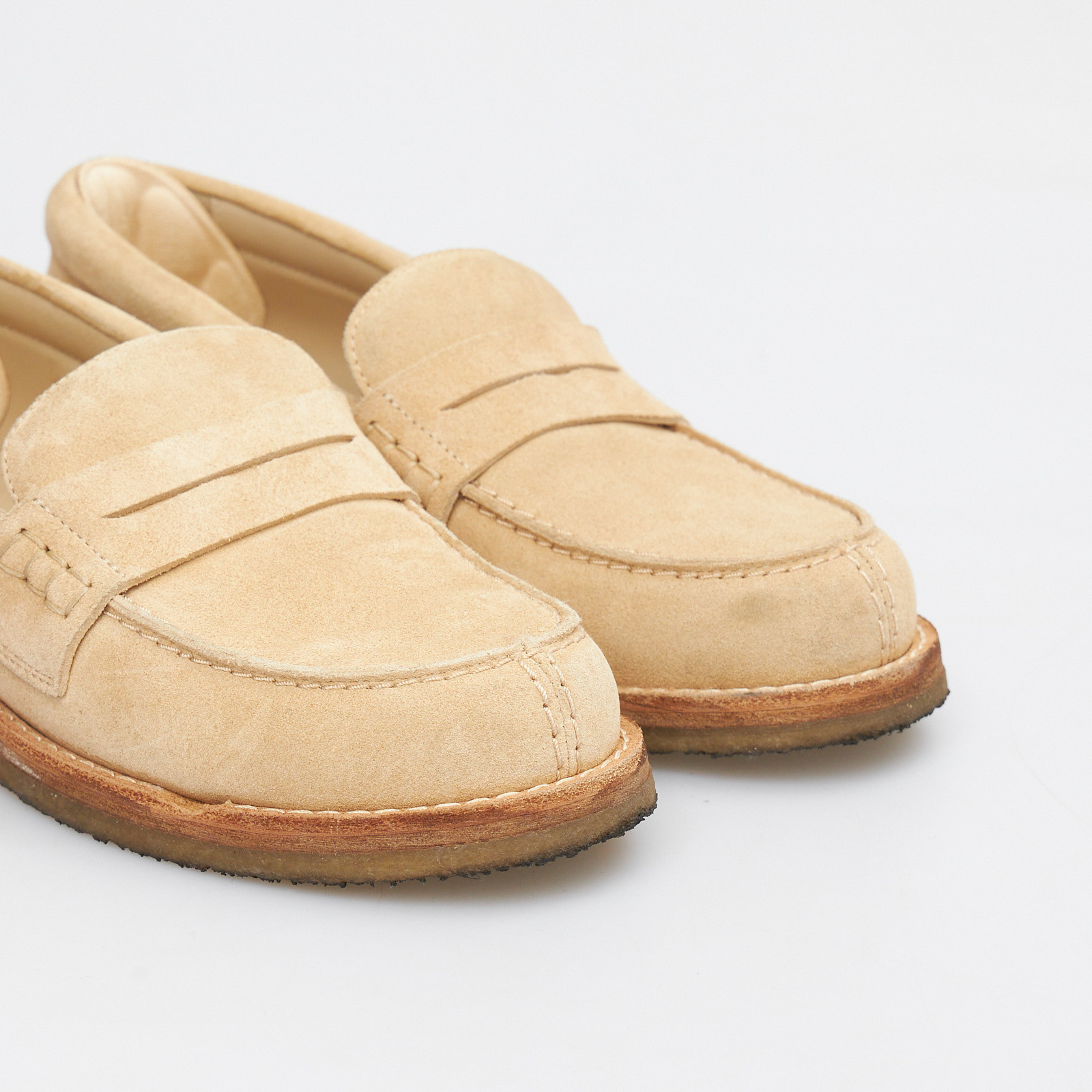 Лоферы бежевого цвета Golden Goose - фото из каталога магазина брендовой одежды Second Friend Store Лоферы Golden Goose - купить оригинал в секонд-хенде SFS - 4