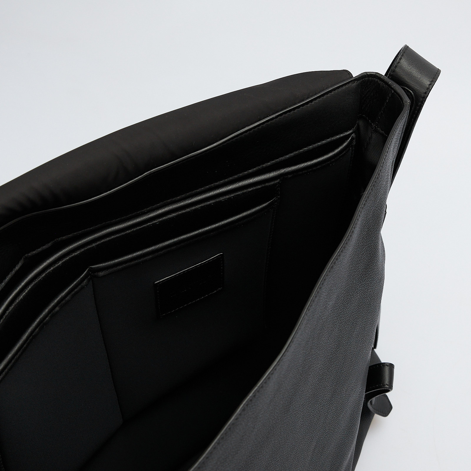 Сумка Lanvin - купить оригинал в секонд-хенде SFS - 8