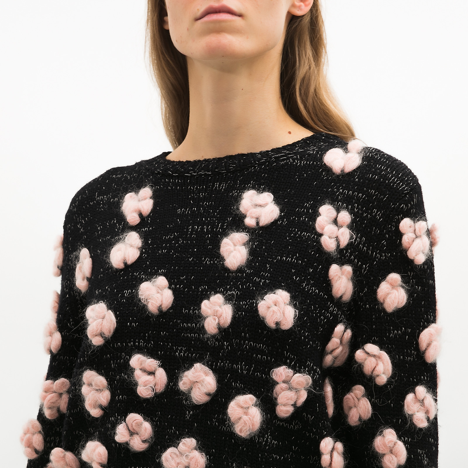 Свитер черного цвета Chloe - фото из каталога магазина брендовой одежды Second Friend Store Свитер Chloe - купить оригинал в секонд-хенде SFS - 4