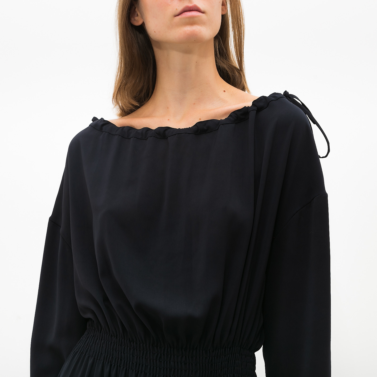 Платье черного цвета Celine - фото из каталога магазина брендовой одежды Second Friend Store Платье Celine - купить оригинал в секонд-хенде SFS - 4