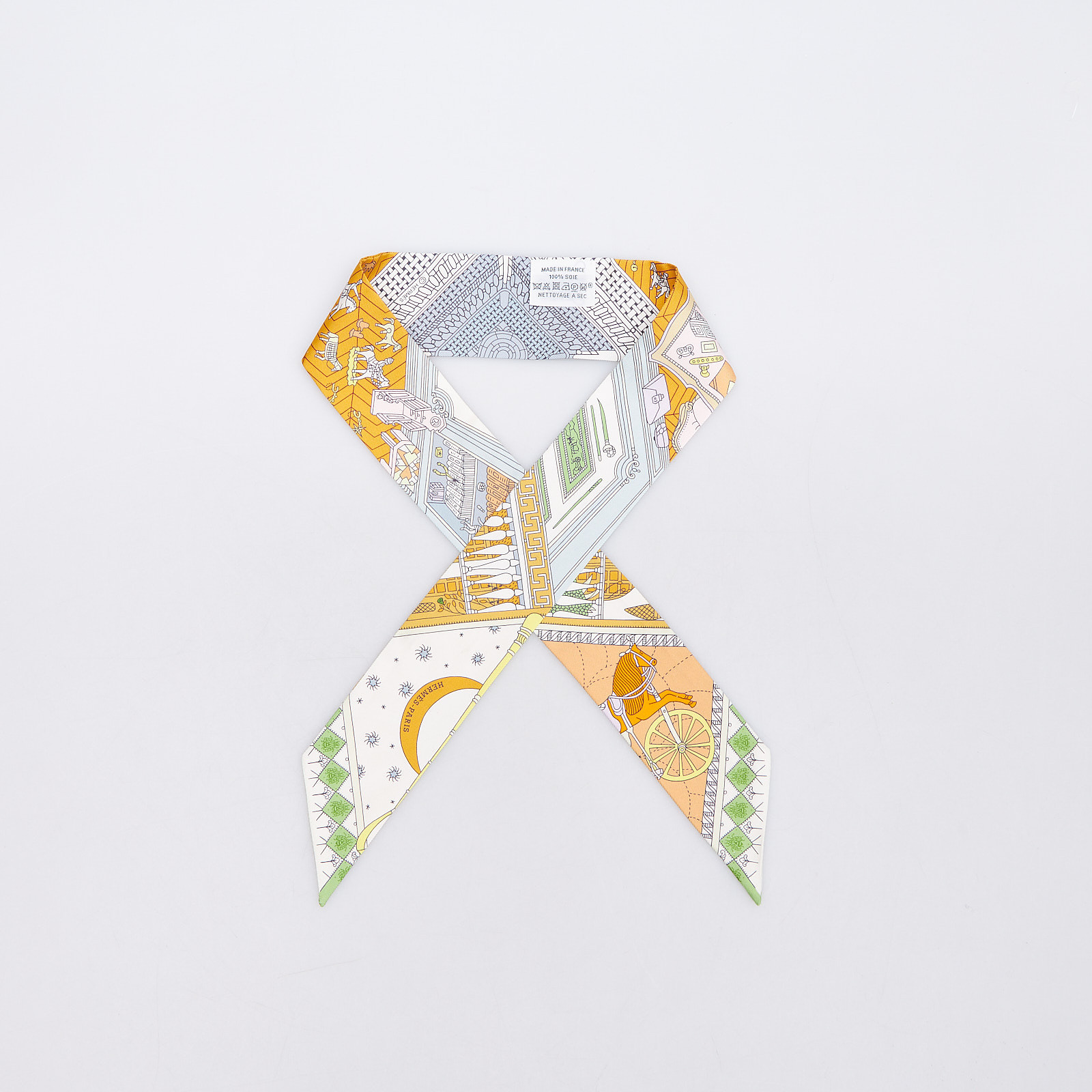 Твилли оранжевого цвета Hermes - фото из каталога магазина брендовой одежды Second Friend Store Твилли Hermes - купить оригинал в секонд-хенде SFS - 3