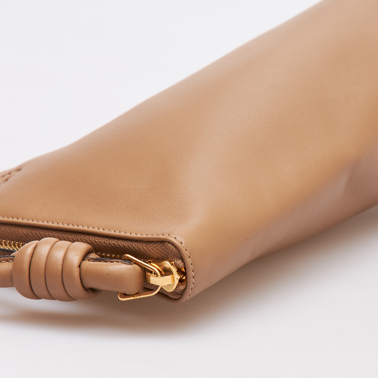 Сумка Loewe - купить оригинал в секонд-хенде SFS - 6