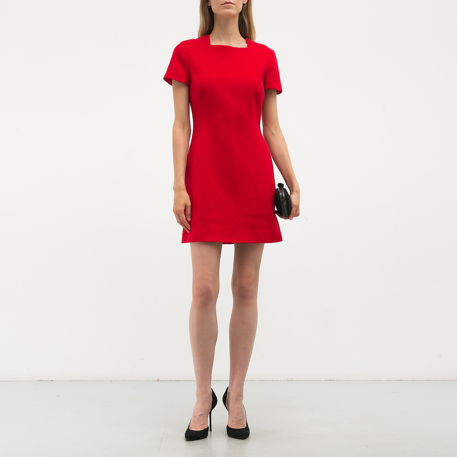 Платье красного цвета Christian Dior - фото из каталога магазина брендовой одежды Second Friend Store Платье Christian Dior - купить оригинал в секонд-хенде SFS - 2