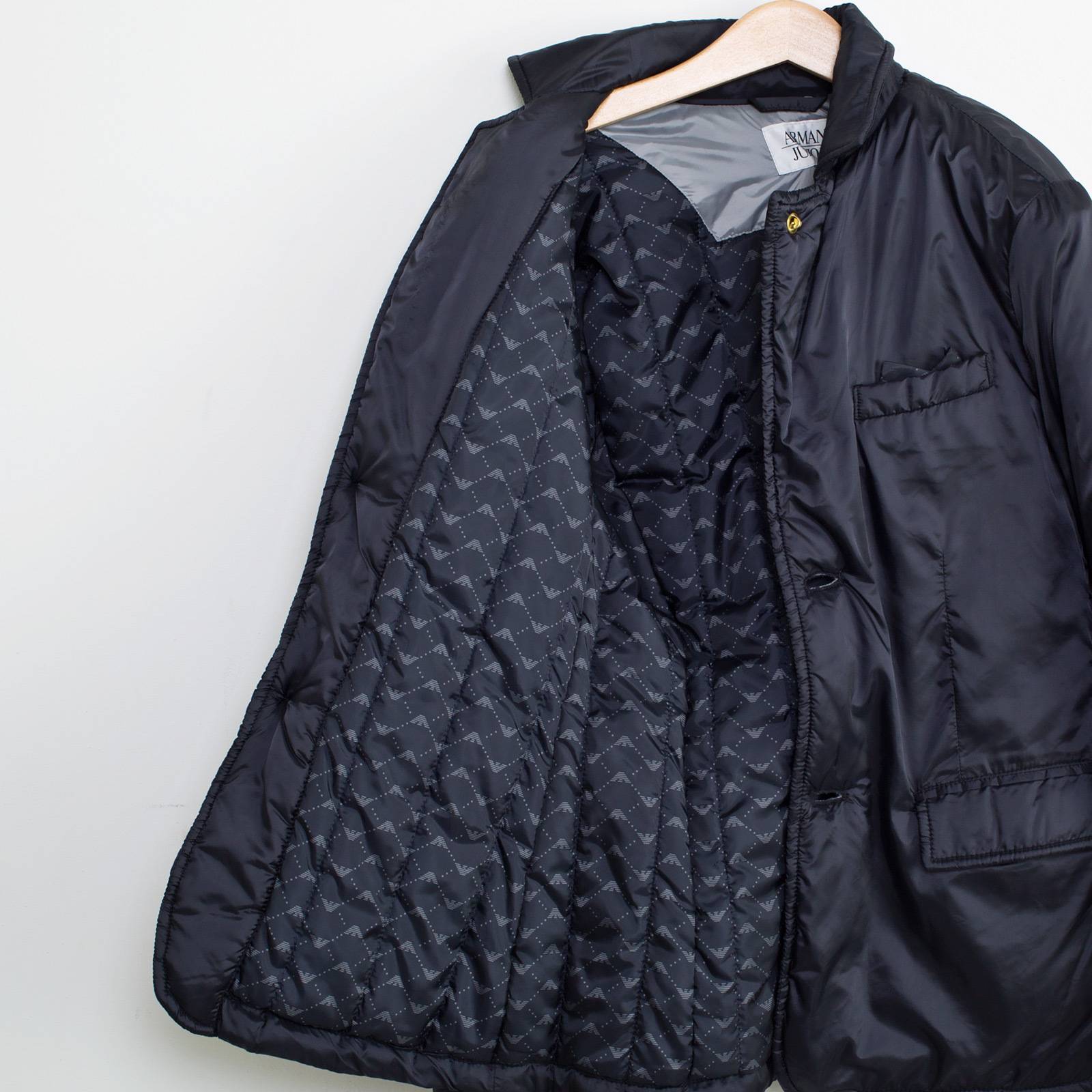 Куртка Armani Junior - купить оригинал в секонд-хенде SFS