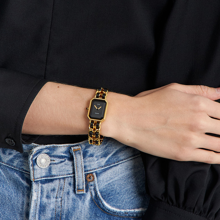 Часы Chanel