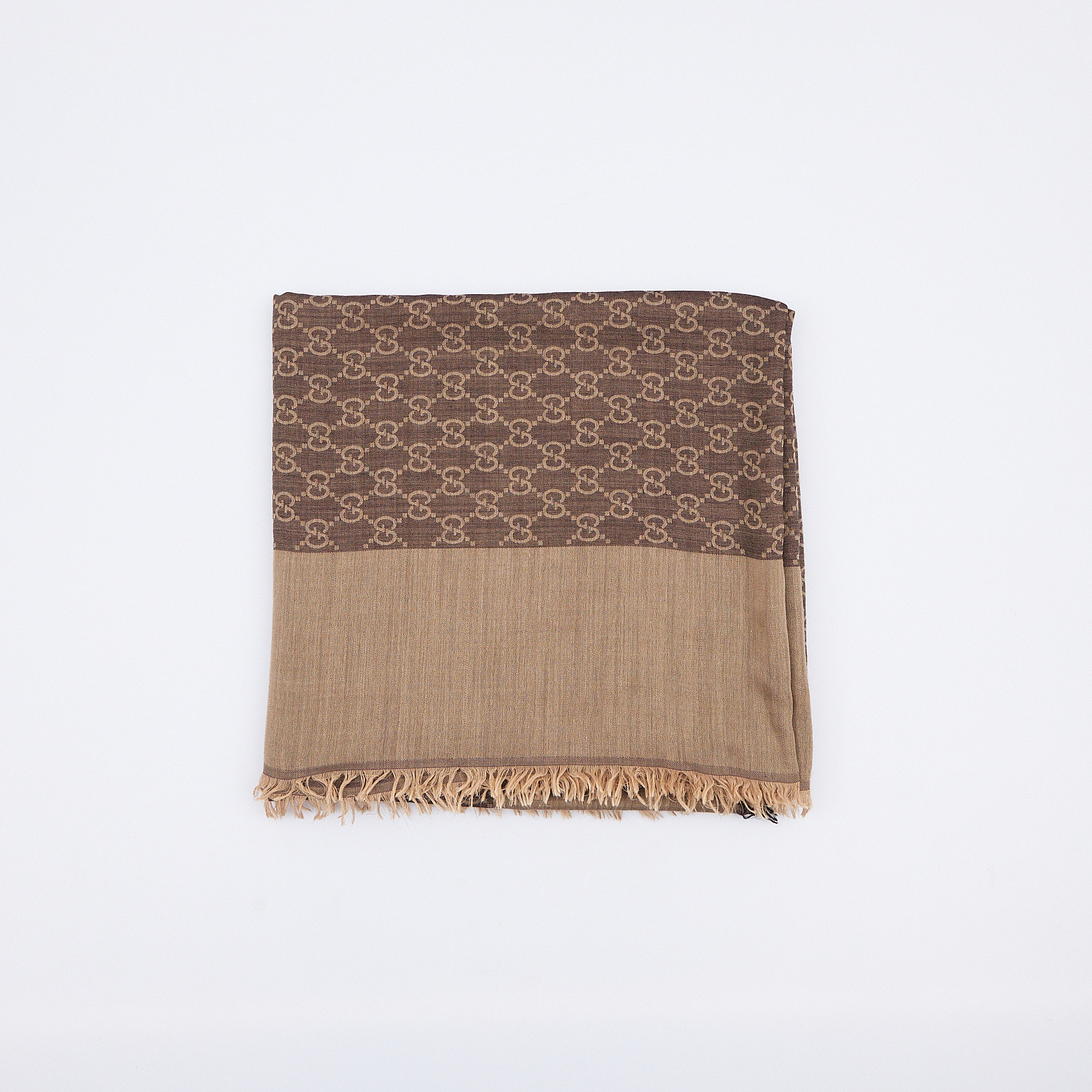 Шарф коричневого цвета Gucci - фото из каталога магазина брендовой одежды Second Friend Store Шарф Gucci - купить оригинал в секонд-хенде SFS - 1