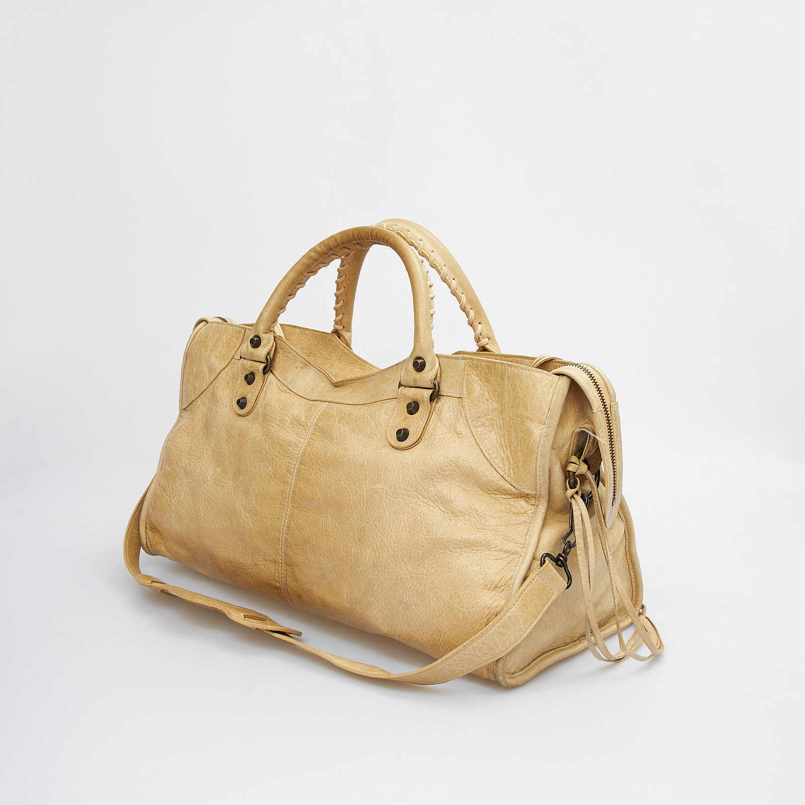 Сумка бежевого цвета Balenciaga - фото из каталога магазина брендовой одежды Second Friend Store Сумка Balenciaga - купить оригинал в секонд-хенде SFS - 3