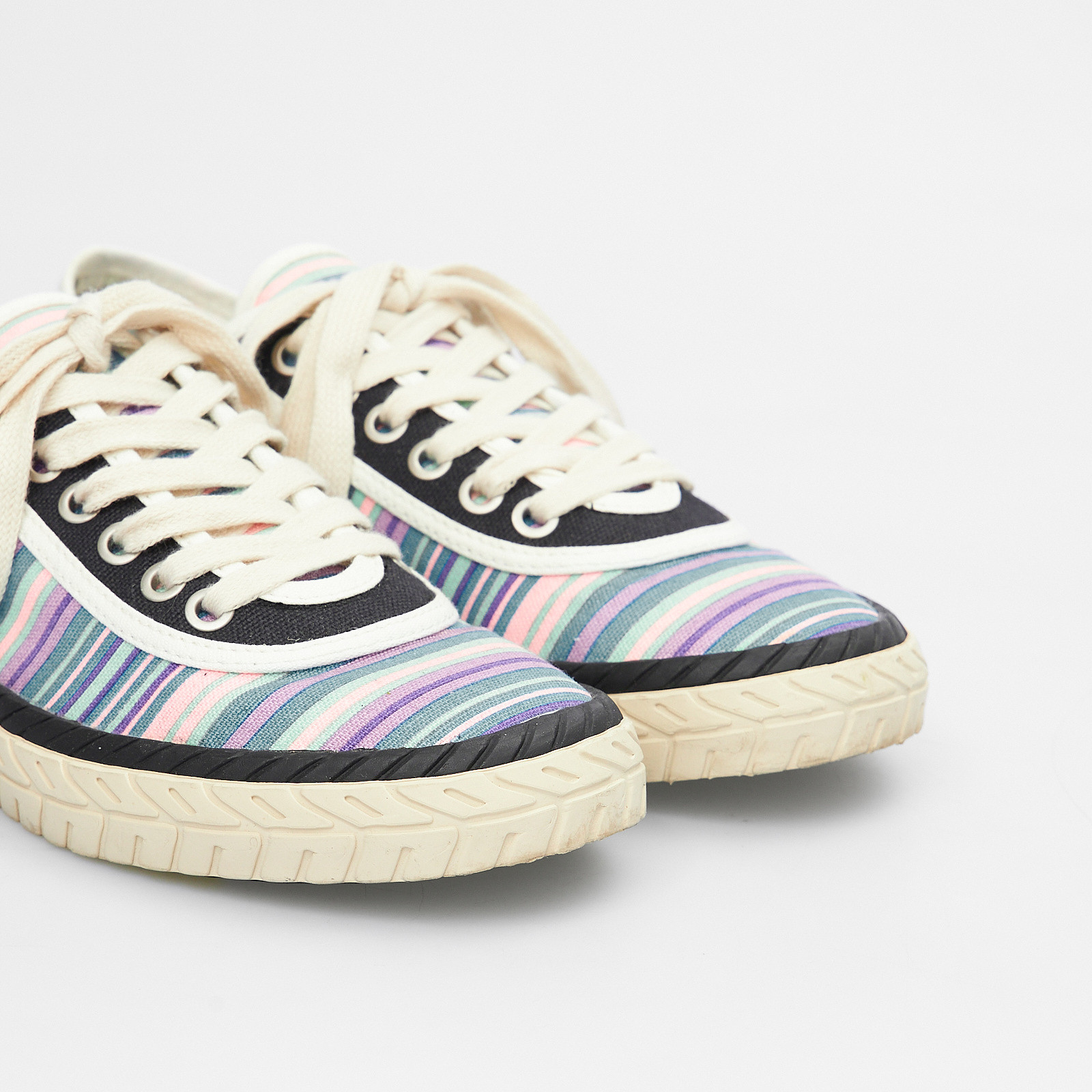 Кеды Marni - фото из каталога магазина брендовой одежды Second Friend Store Кеды Marni - купить оригинал в секонд-хенде SFS - 3