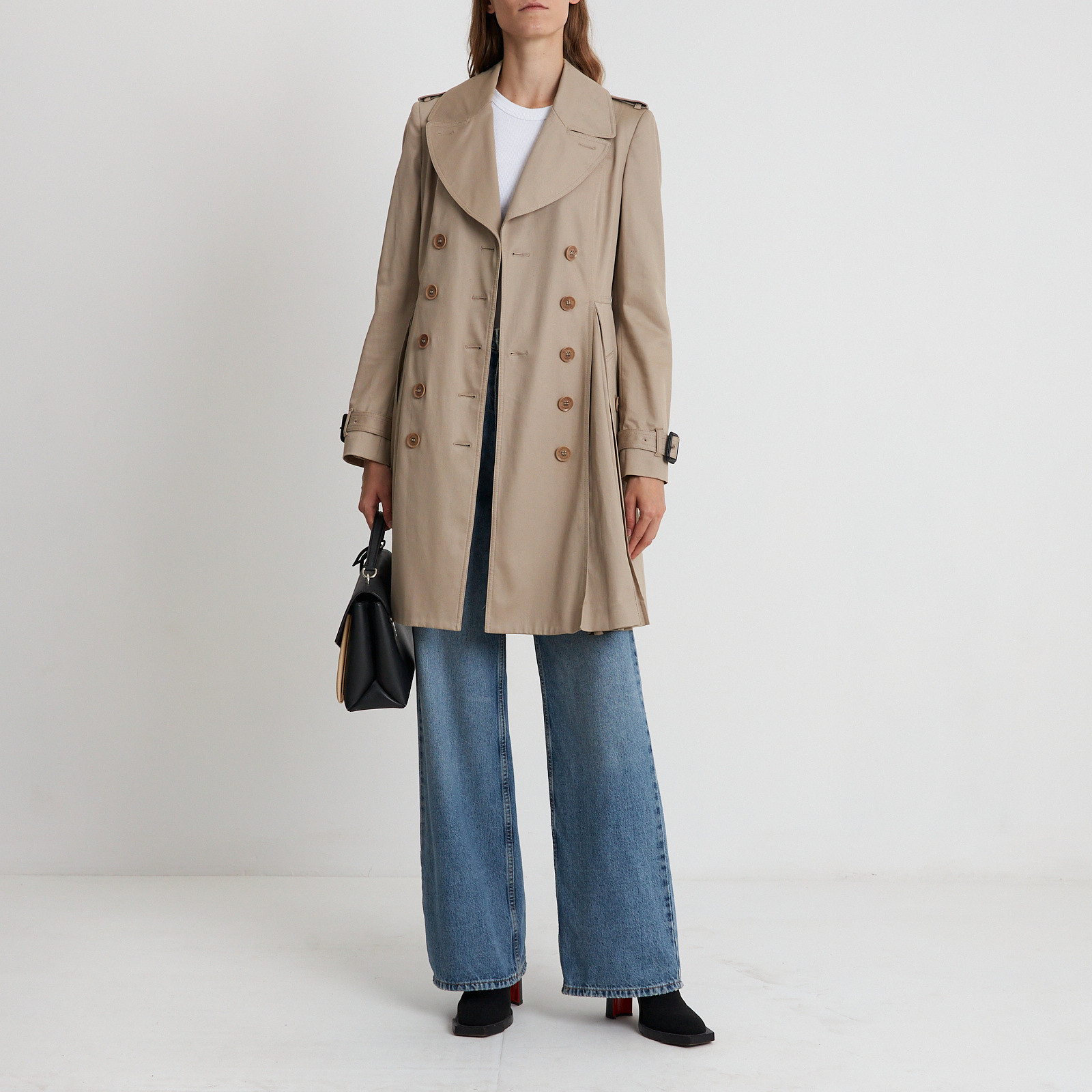 Тренч бежевого цвета Burberry Prorsum - фото из каталога магазина брендовой одежды Second Friend Store Тренч Burberry Prorsum - купить оригинал в секонд-хенде SFS - 2