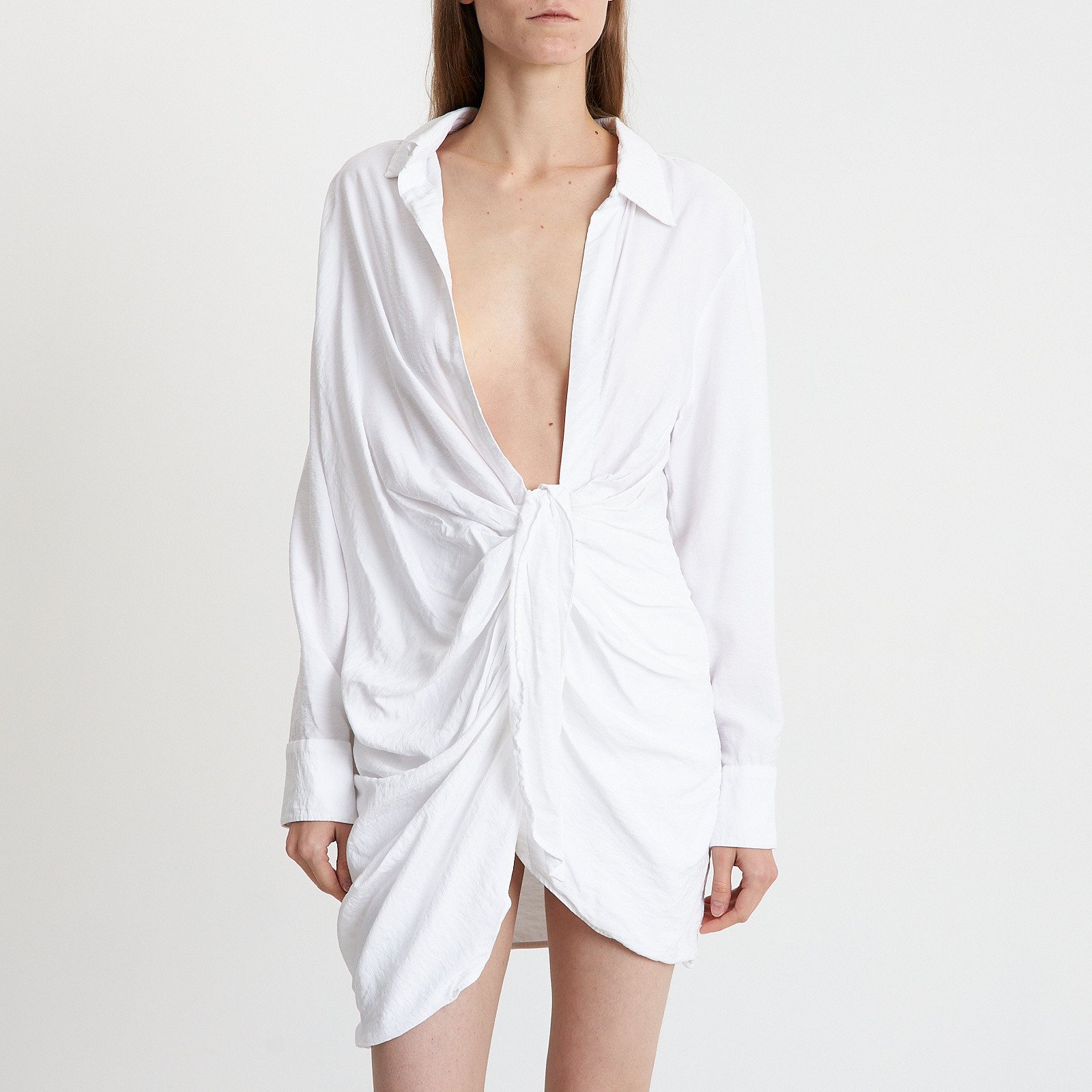 Платье белого цвета Jacquemus - фото из каталога магазина брендовой одежды Second Friend Store Платье Jacquemus - купить оригинал в секонд-хенде SFS - 1