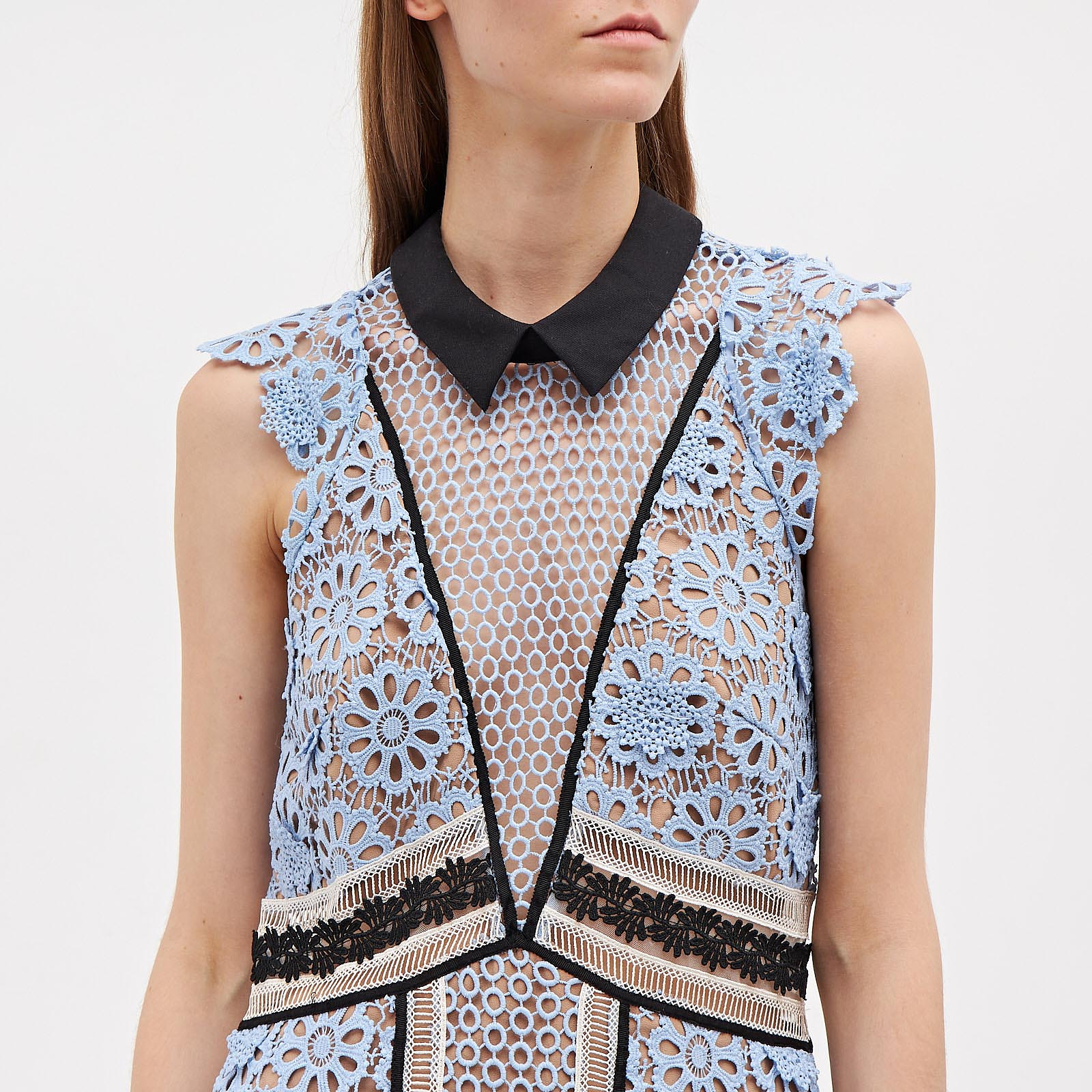 Платье голубого цвета Self-Portrait - фото из каталога магазина брендовой одежды Second Friend Store Платье Self-Portrait - купить оригинал в секонд-хенде SFS - 4